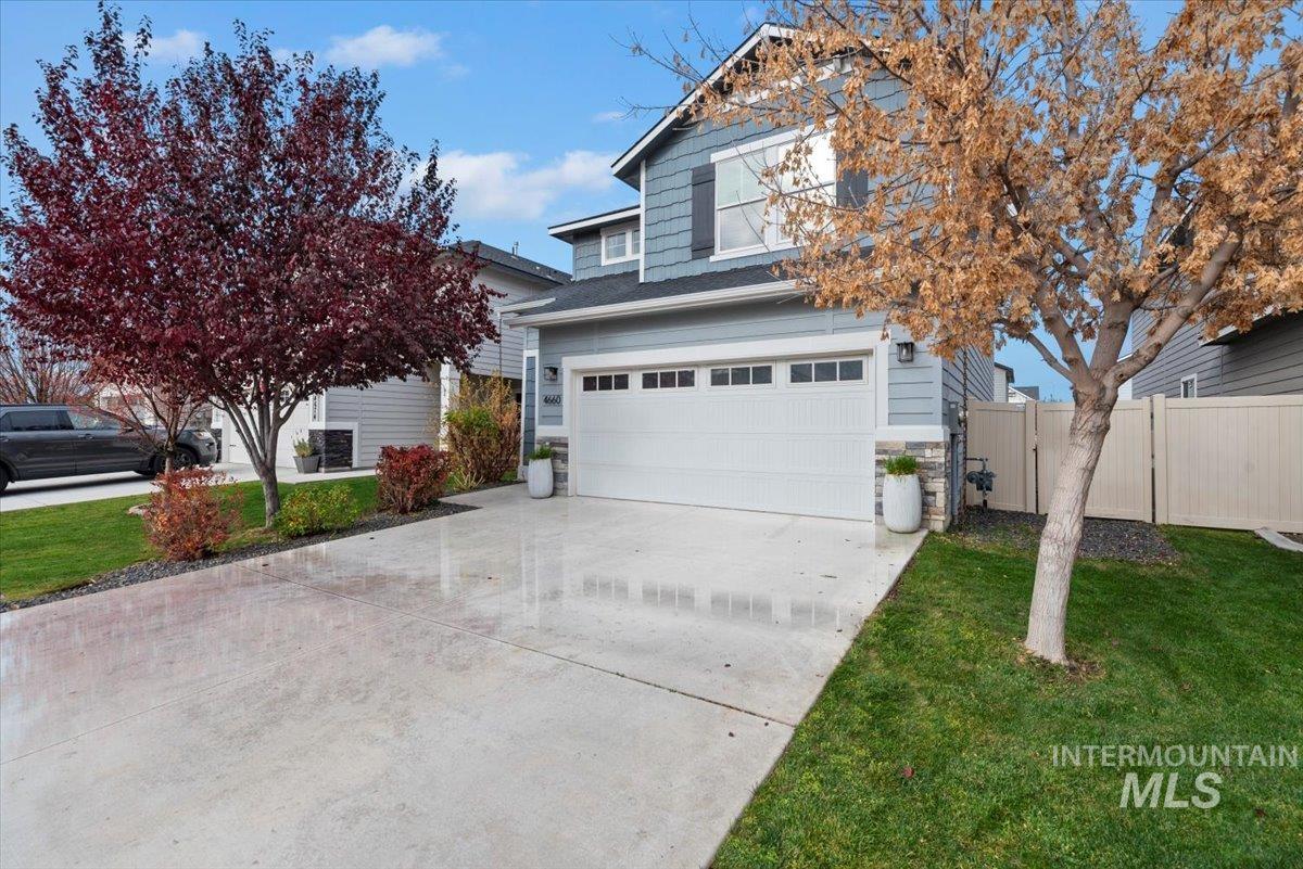 4660 W Everest St, Meridian, Idaho 83646, 3 Bedrooms, 2.5 Bathrooms, Residential For Sale, Price $469,900, 98968055