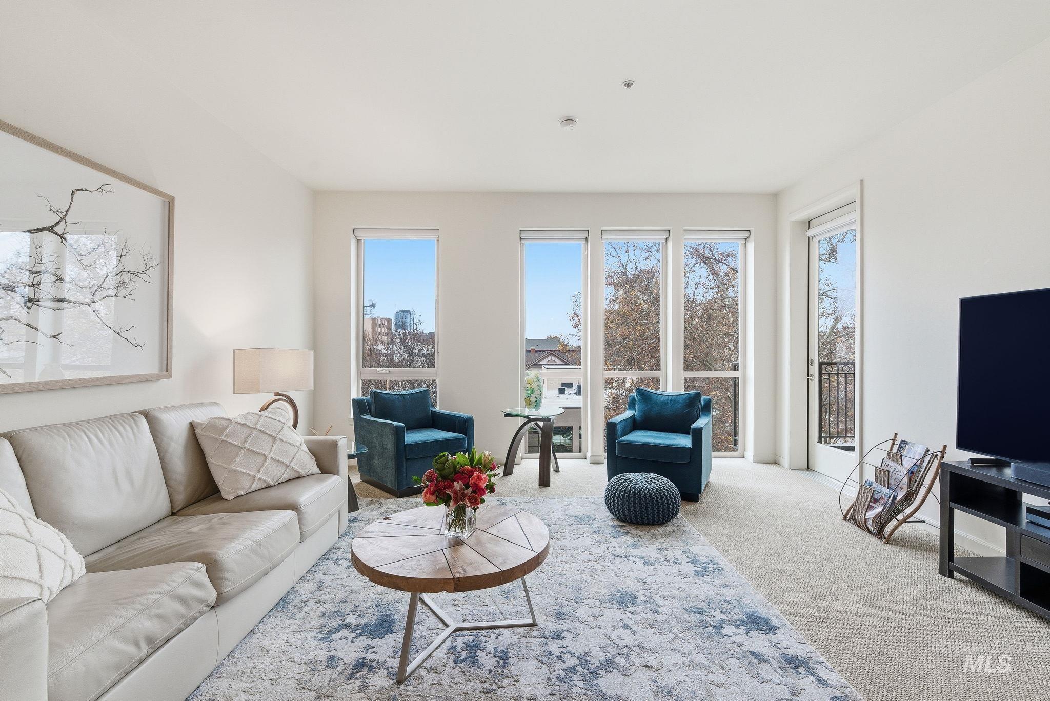 323 W Jefferson, Boise, Idaho 83702, 1 Bedroom, 1 Bathroom, Residential For Sale, Price $524,999, 98968079