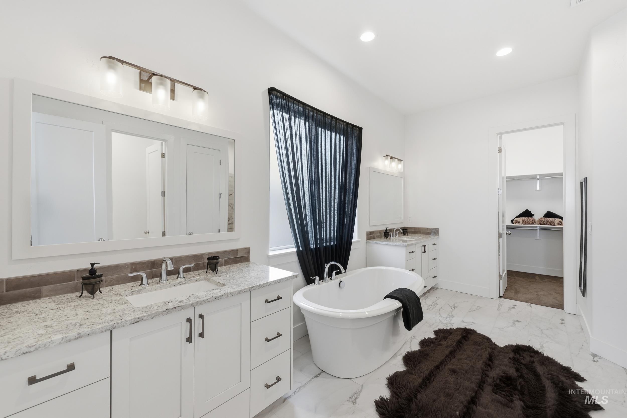 5645 E Foxgrove Dr, Boise, Idaho 83716, 4 Bedrooms, 2.5 Bathrooms, Residential For Sale, Price $1,350,000, 98968081