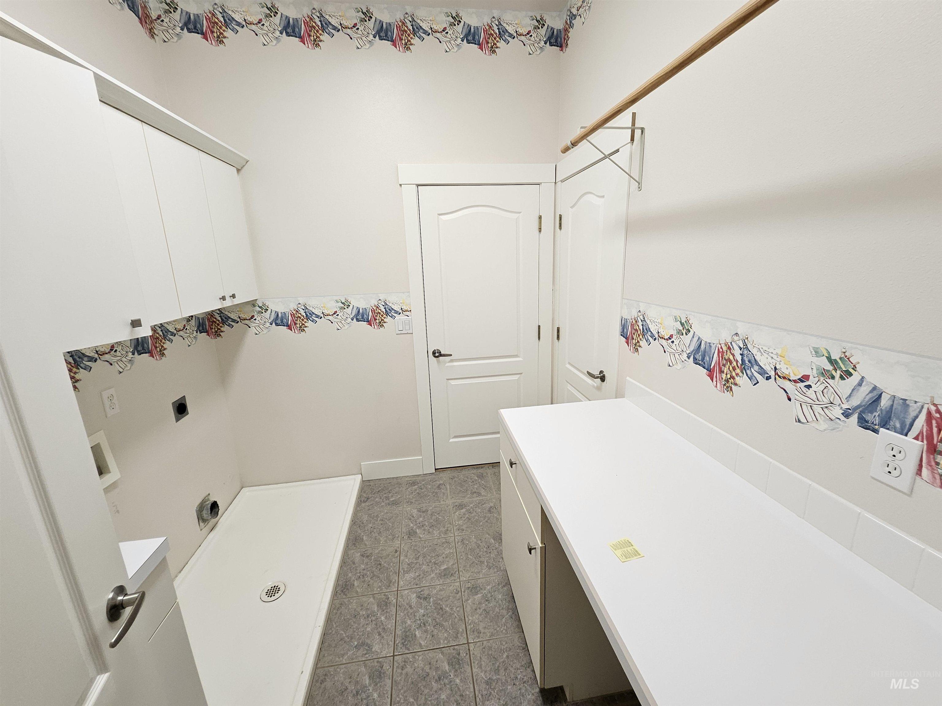 1964 E Summercove Dr, Meridian, Idaho 83646, 4 Bedrooms, 3.5 Bathrooms, Residential For Sale, Price $865,000, 98968084