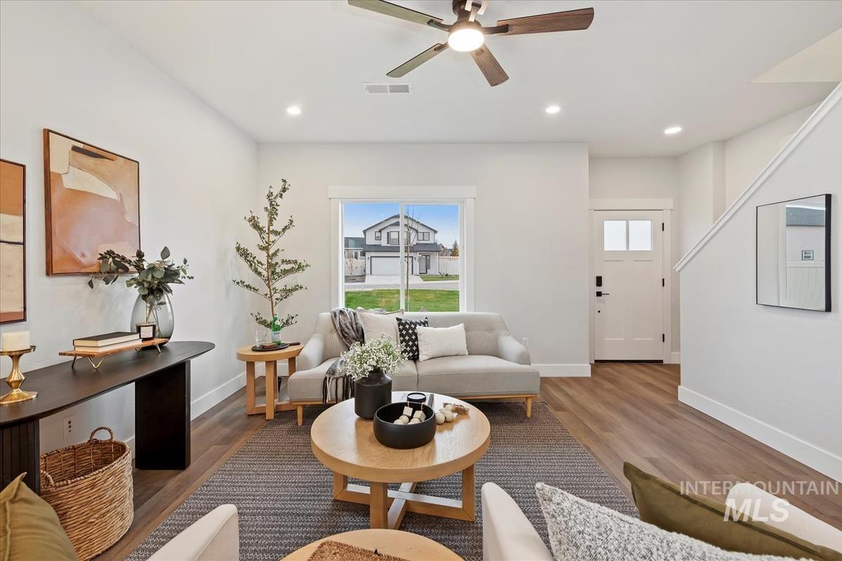 11694 W Bird Rock Dr, Nampa, Idaho 83686, 3 Bedrooms, 2.5 Bathrooms, Residential For Sale, Price $409,900, 98968087