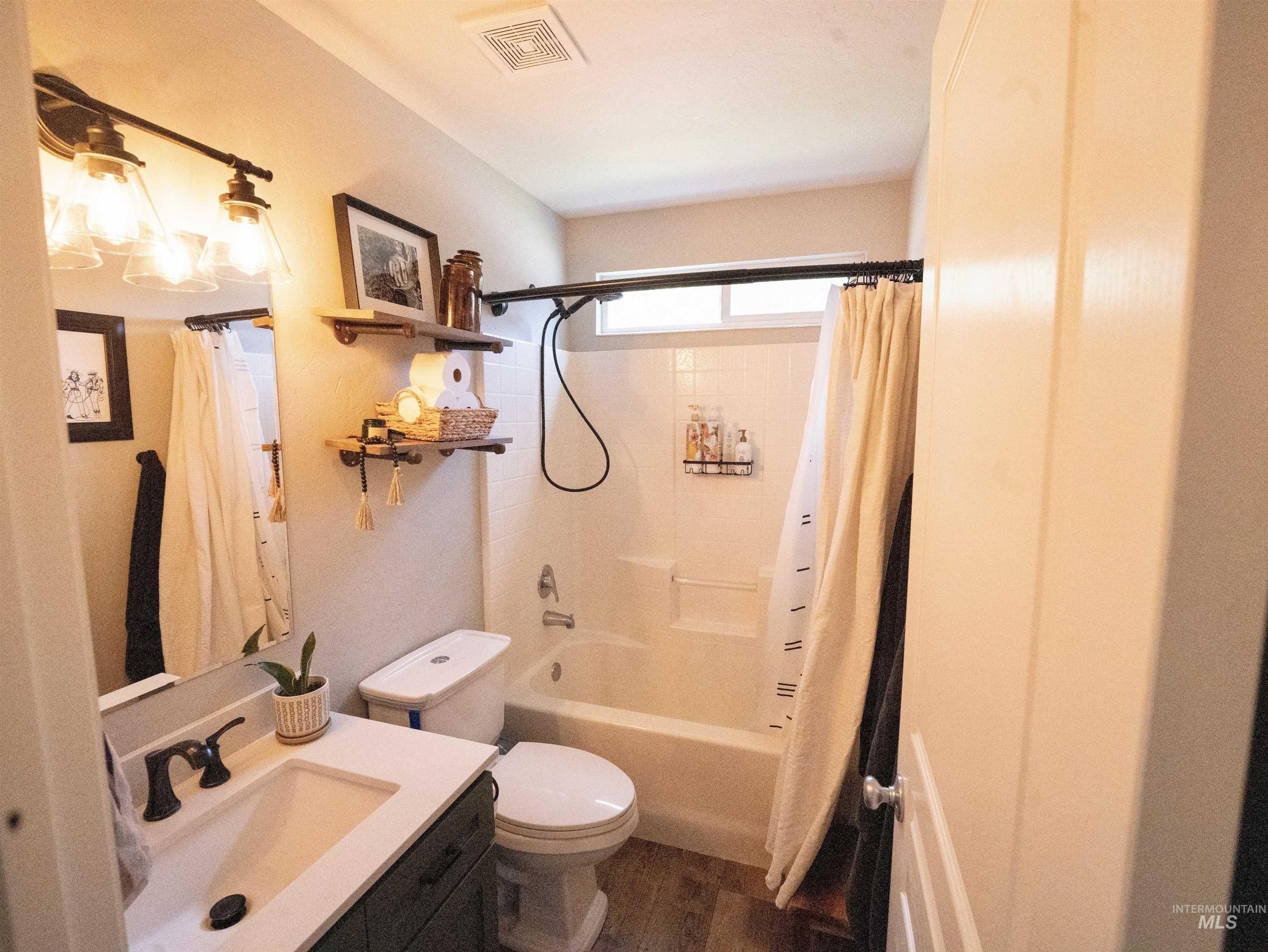 15210 Widgeon, Caldwell, Idaho 83607, 3 Bedrooms, 2 Bathrooms, Residential For Sale, Price $599,900, 98968088