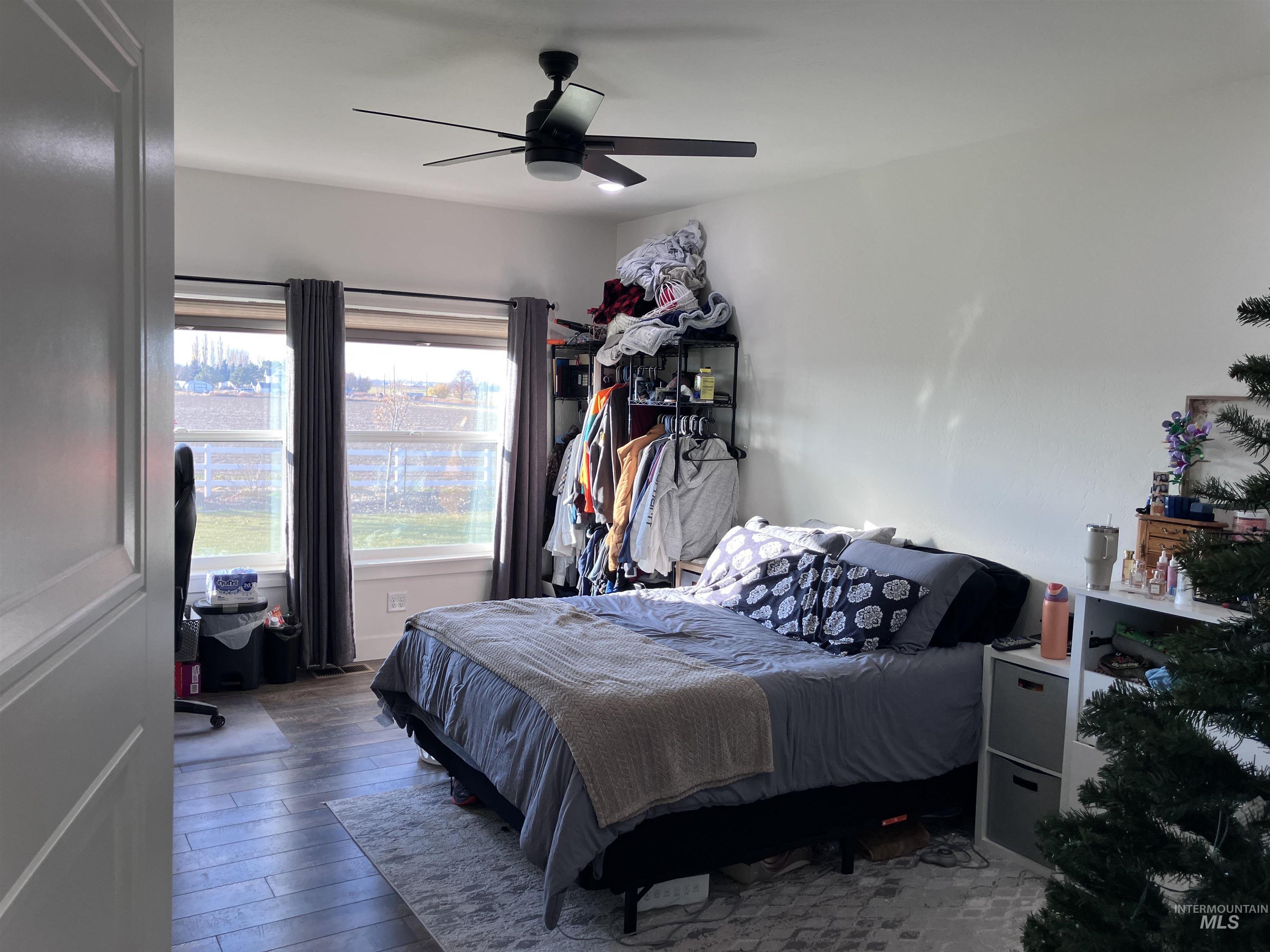 4089 N 2280 E, Filer, Idaho 83328, 5 Bedrooms, 3 Bathrooms, Residential For Sale, Price $899,000, 98968091