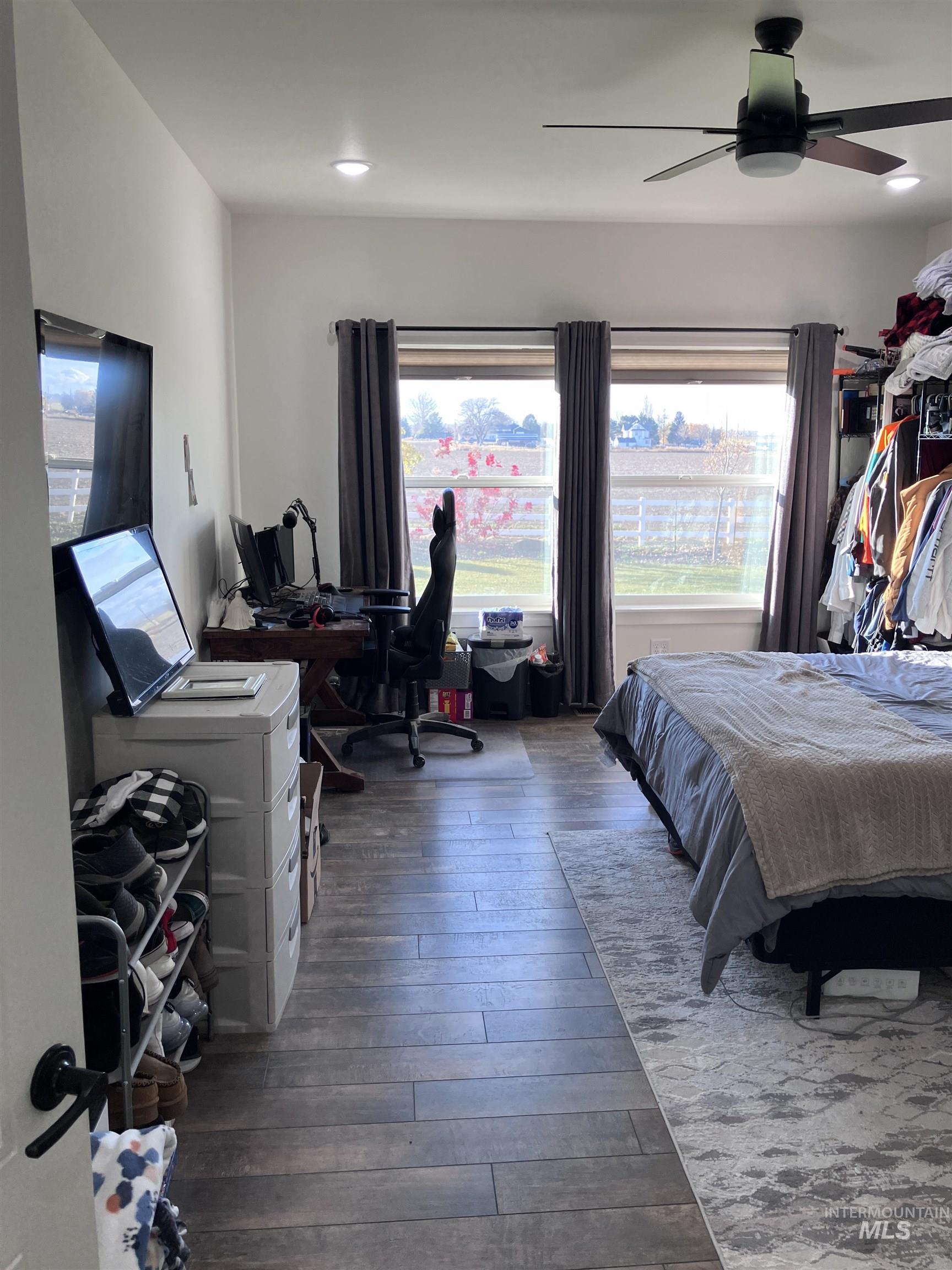 4089 N 2280 E, Filer, Idaho 83328, 5 Bedrooms, 3 Bathrooms, Residential For Sale, Price $899,000, 98968091