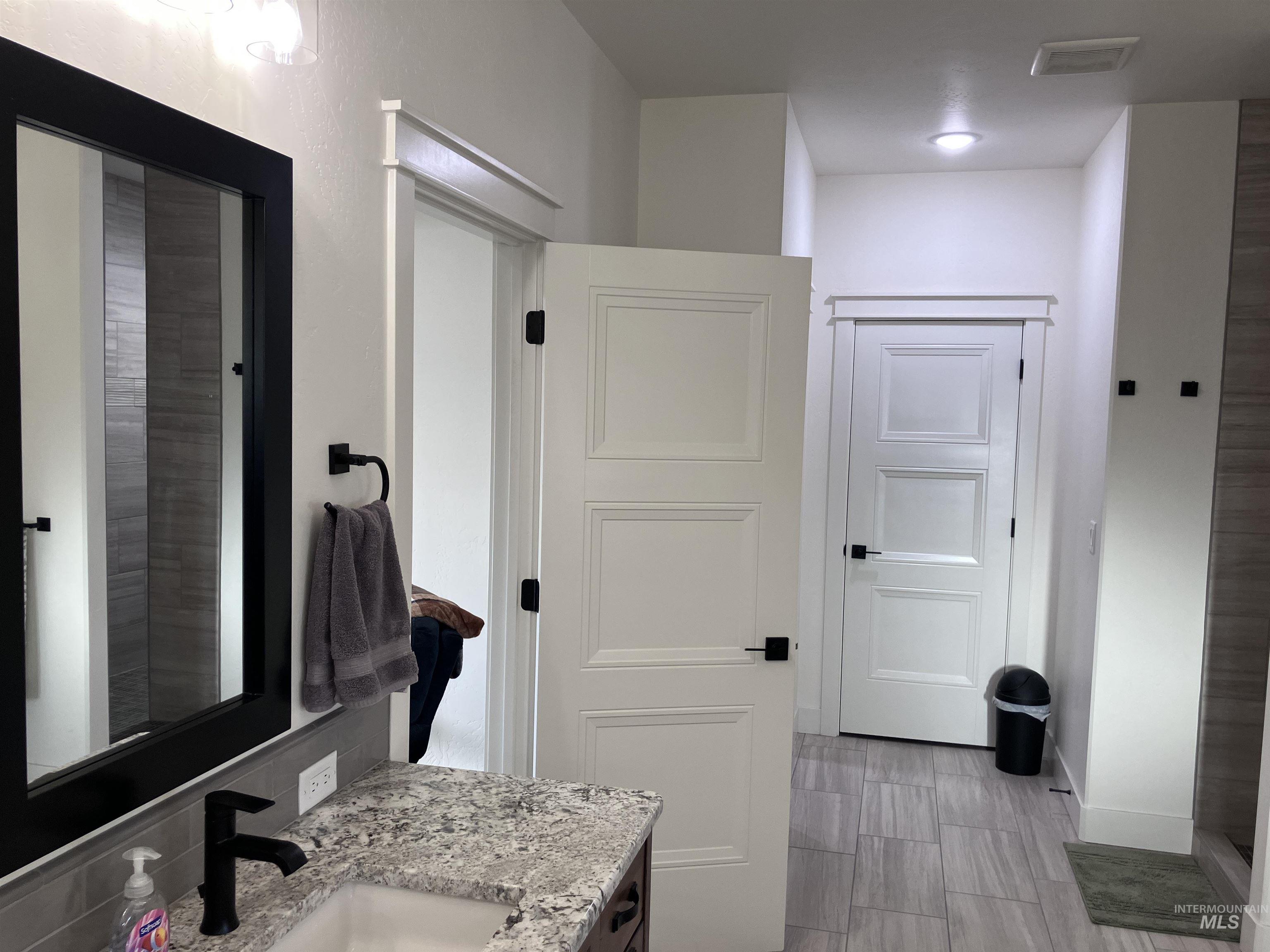 4089 N 2280 E, Filer, Idaho 83328, 5 Bedrooms, 3 Bathrooms, Residential For Sale, Price $899,000, 98968091