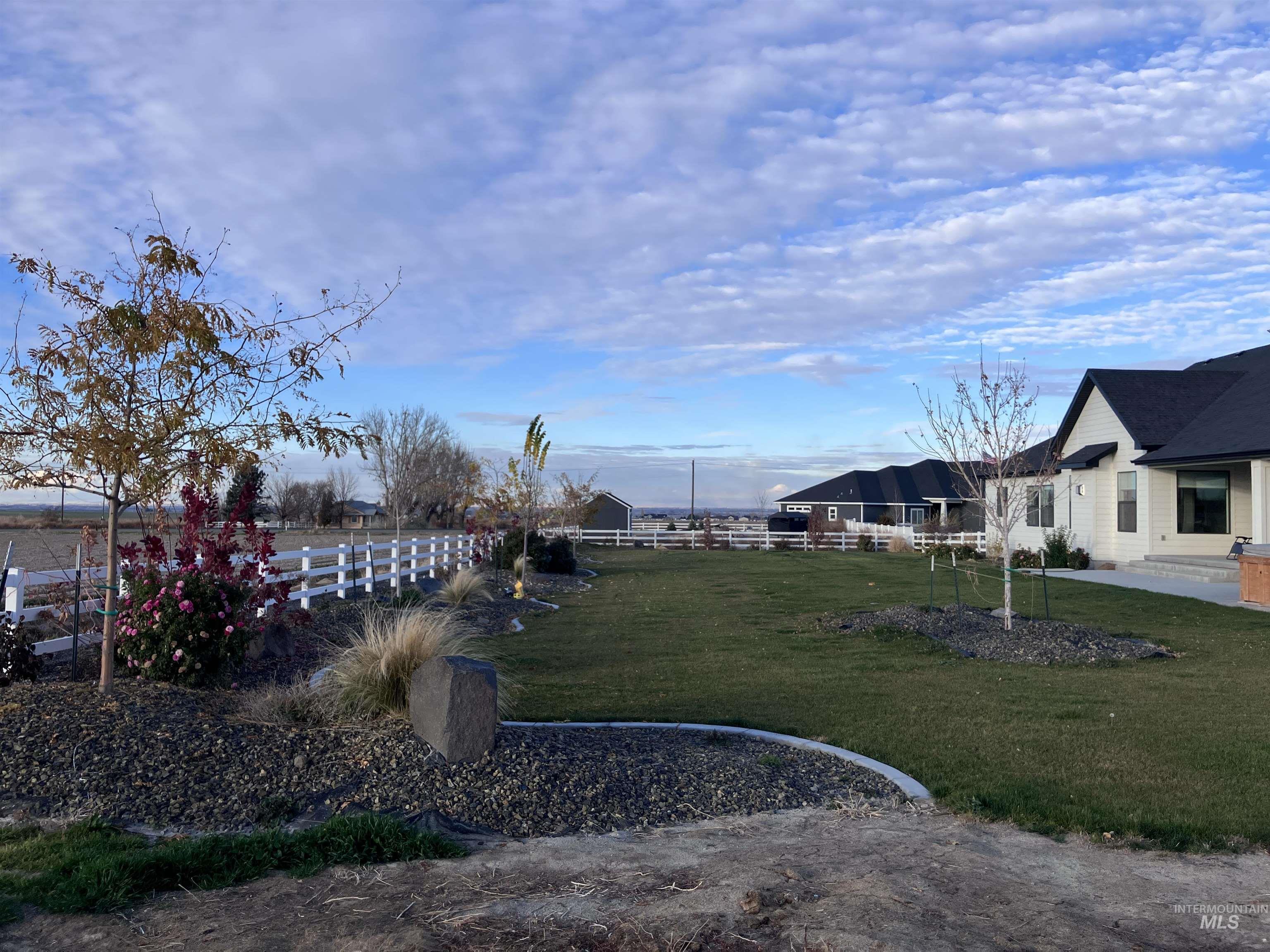 4089 N 2280 E, Filer, Idaho 83328, 5 Bedrooms, 3 Bathrooms, Residential For Sale, Price $899,000, 98968091