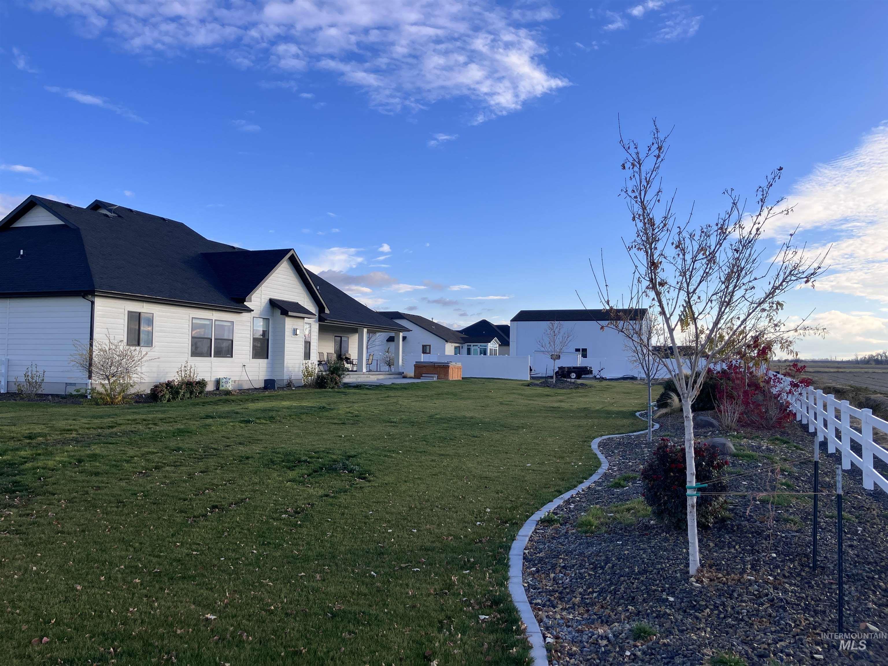 4089 N 2280 E, Filer, Idaho 83328, 5 Bedrooms, 3 Bathrooms, Residential For Sale, Price $899,000, 98968091