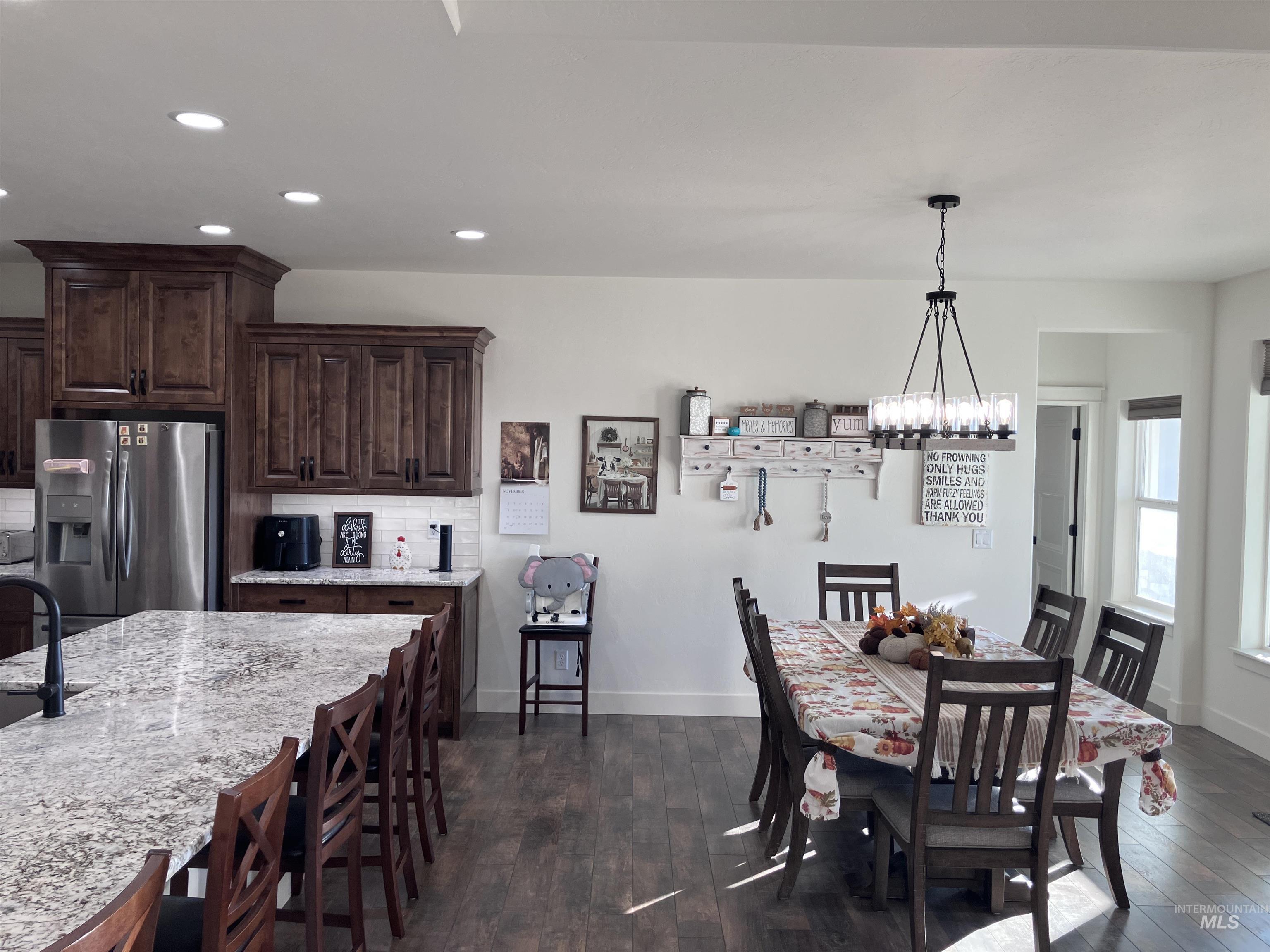 4089 N 2280 E, Filer, Idaho 83328, 5 Bedrooms, 3 Bathrooms, Residential For Sale, Price $899,000, 98968091