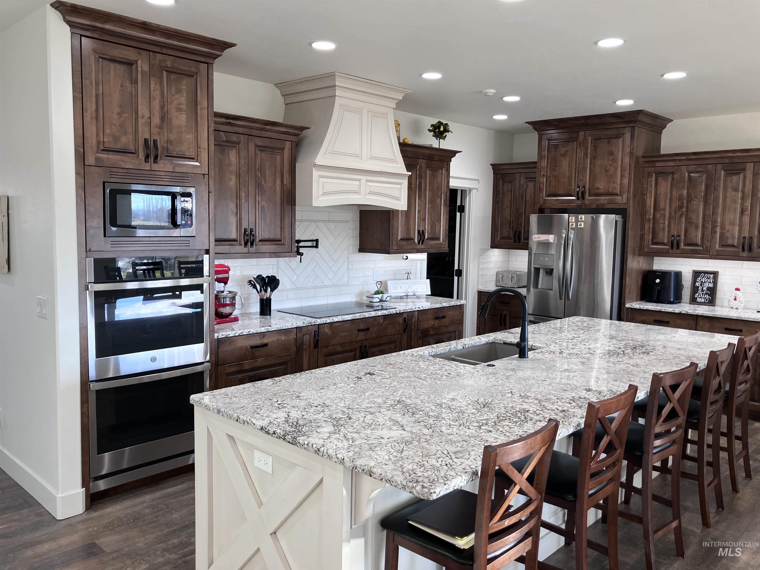 4089 N 2280 E, Filer, Idaho 83328, 5 Bedrooms, 3 Bathrooms, Residential For Sale, Price $899,000, 98968091