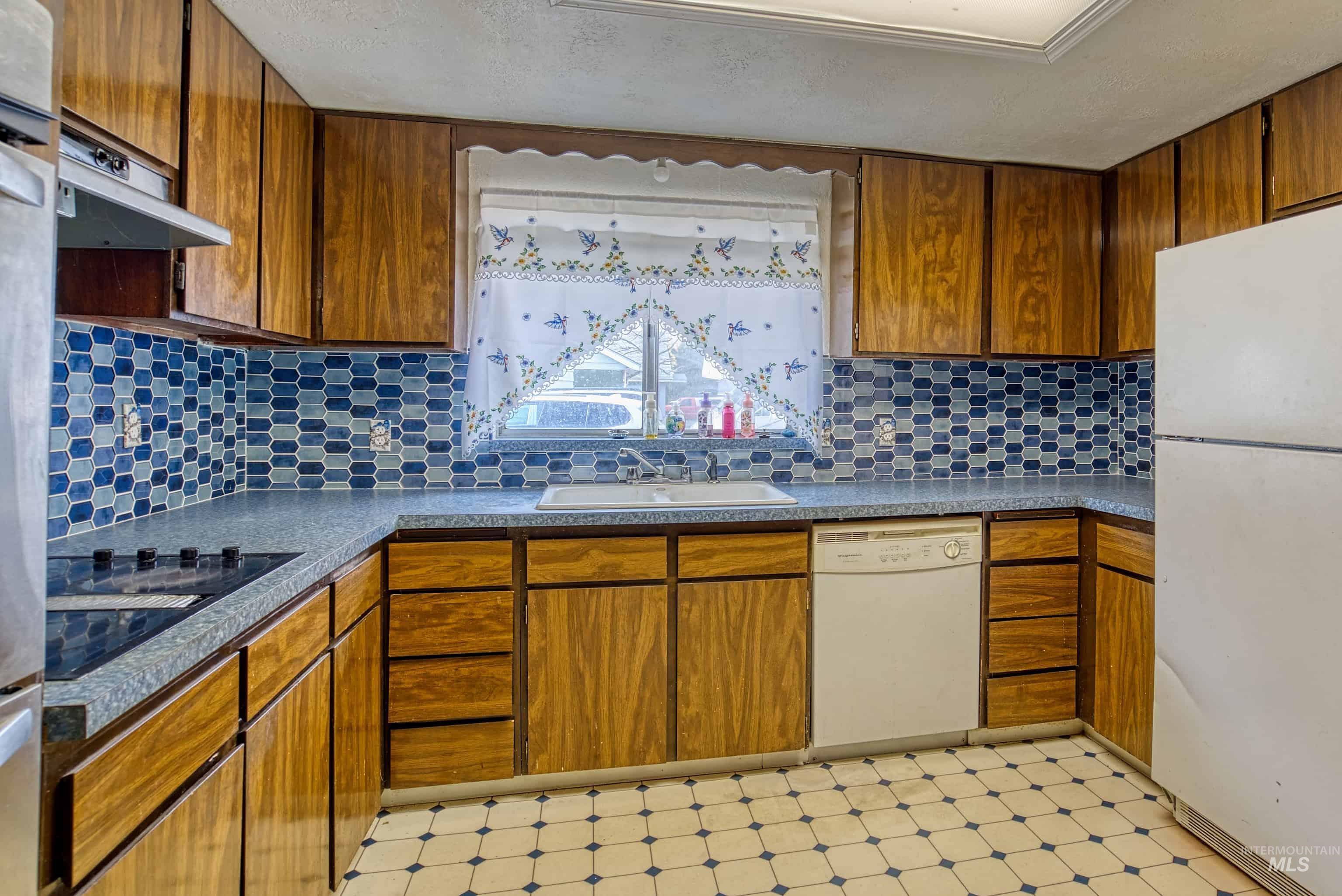 303 W 1st St, Middleton, Idaho 83644, 3 Bedrooms, 1.5 Bathrooms, Residential For Sale, Price $365,000, 98968093