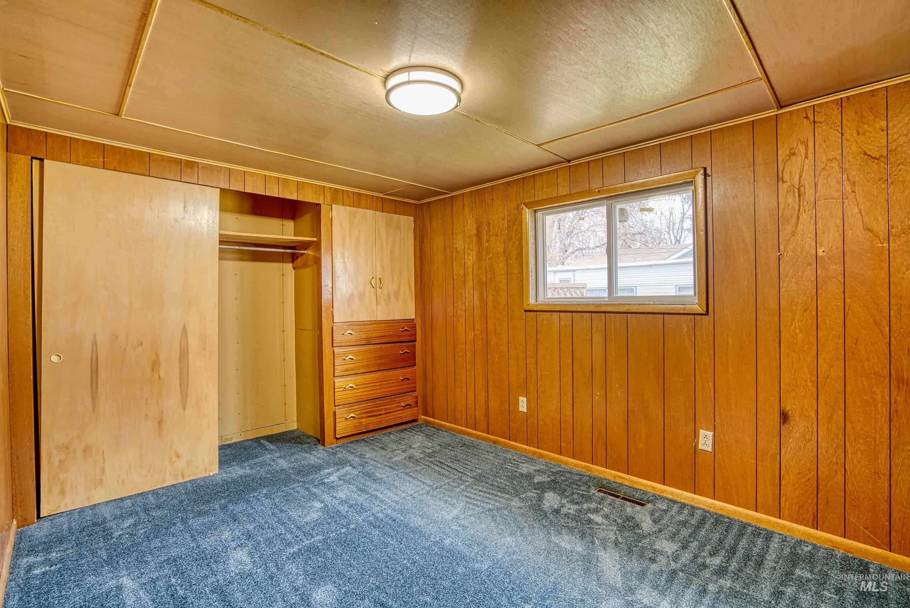 303 W 1st St, Middleton, Idaho 83644, 3 Bedrooms, 1.5 Bathrooms, Residential For Sale, Price $365,000, 98968093