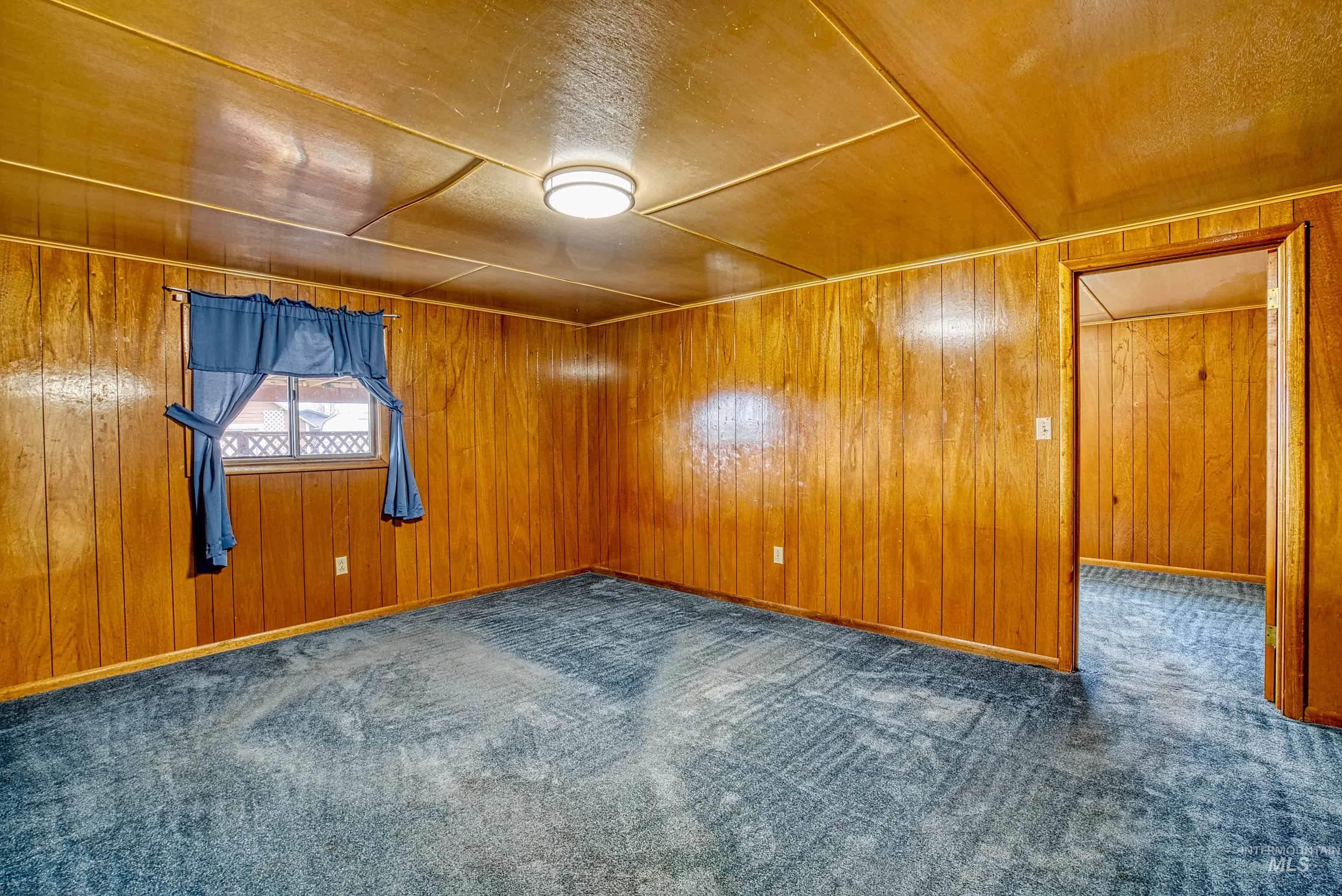 303 W 1st St, Middleton, Idaho 83644, 3 Bedrooms, 1.5 Bathrooms, Residential For Sale, Price $365,000, 98968093