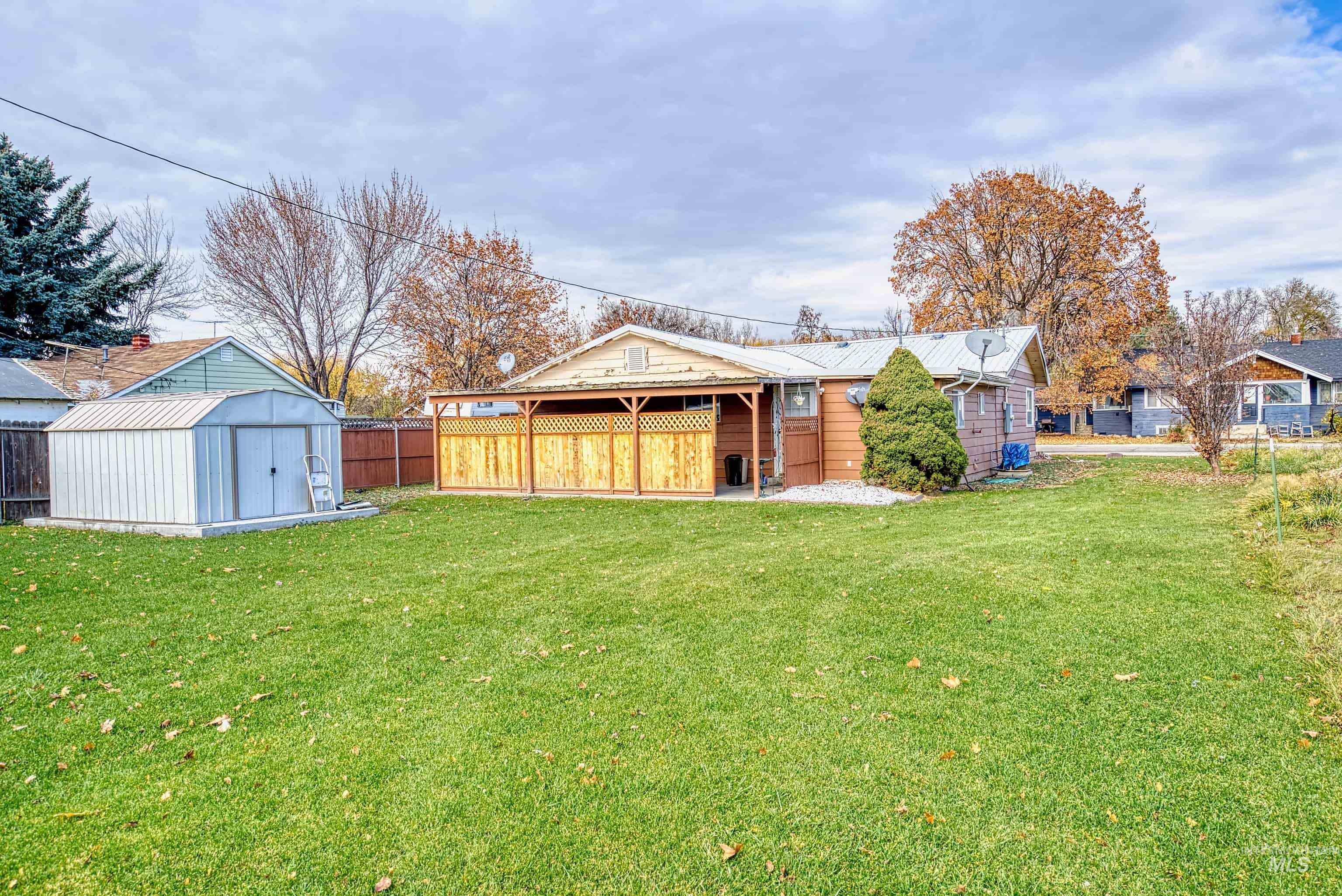 303 W 1st St, Middleton, Idaho 83644, 3 Bedrooms, 1.5 Bathrooms, Residential For Sale, Price $365,000, 98968093