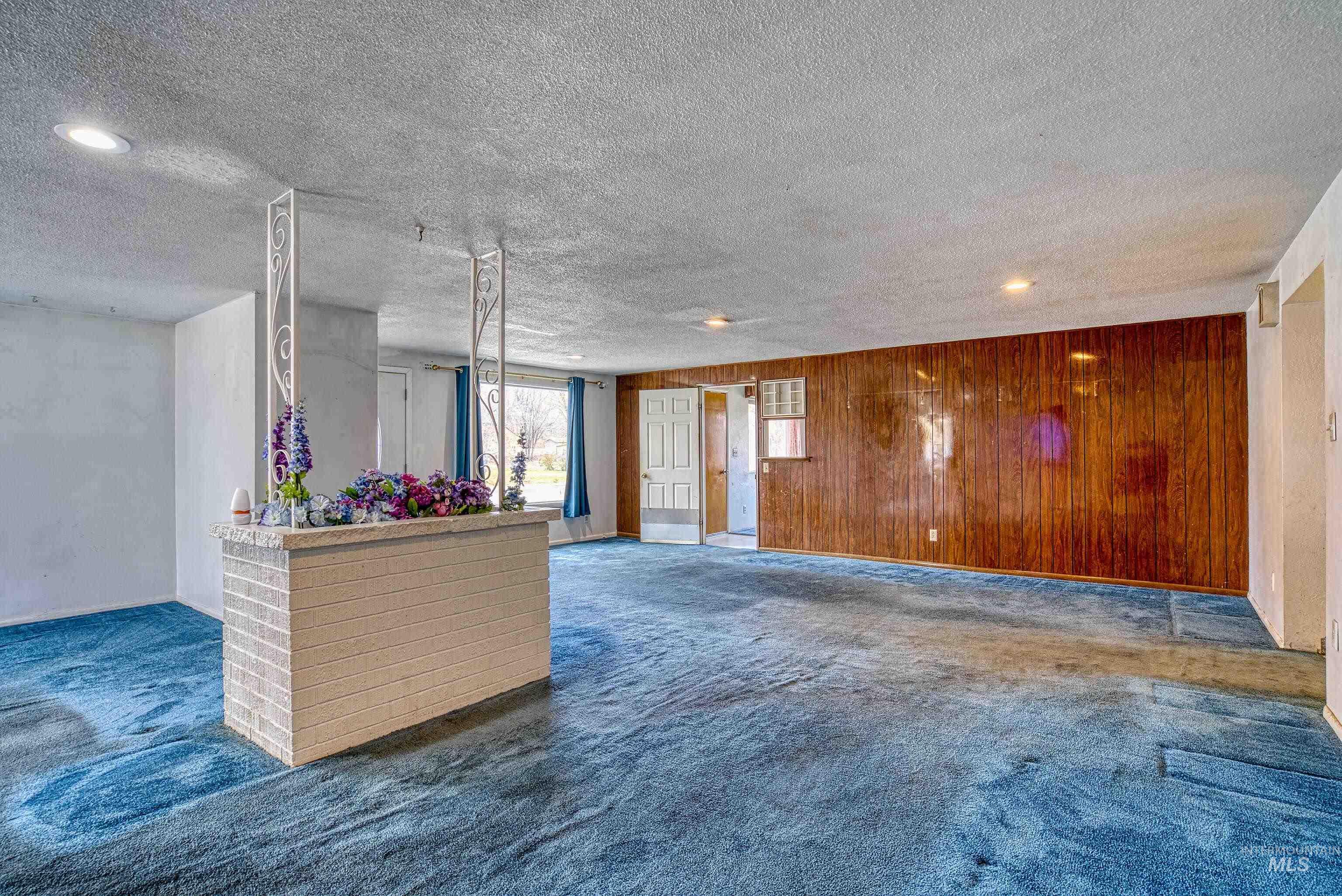 303 W 1st St, Middleton, Idaho 83644, 3 Bedrooms, 1.5 Bathrooms, Residential For Sale, Price $365,000, 98968093