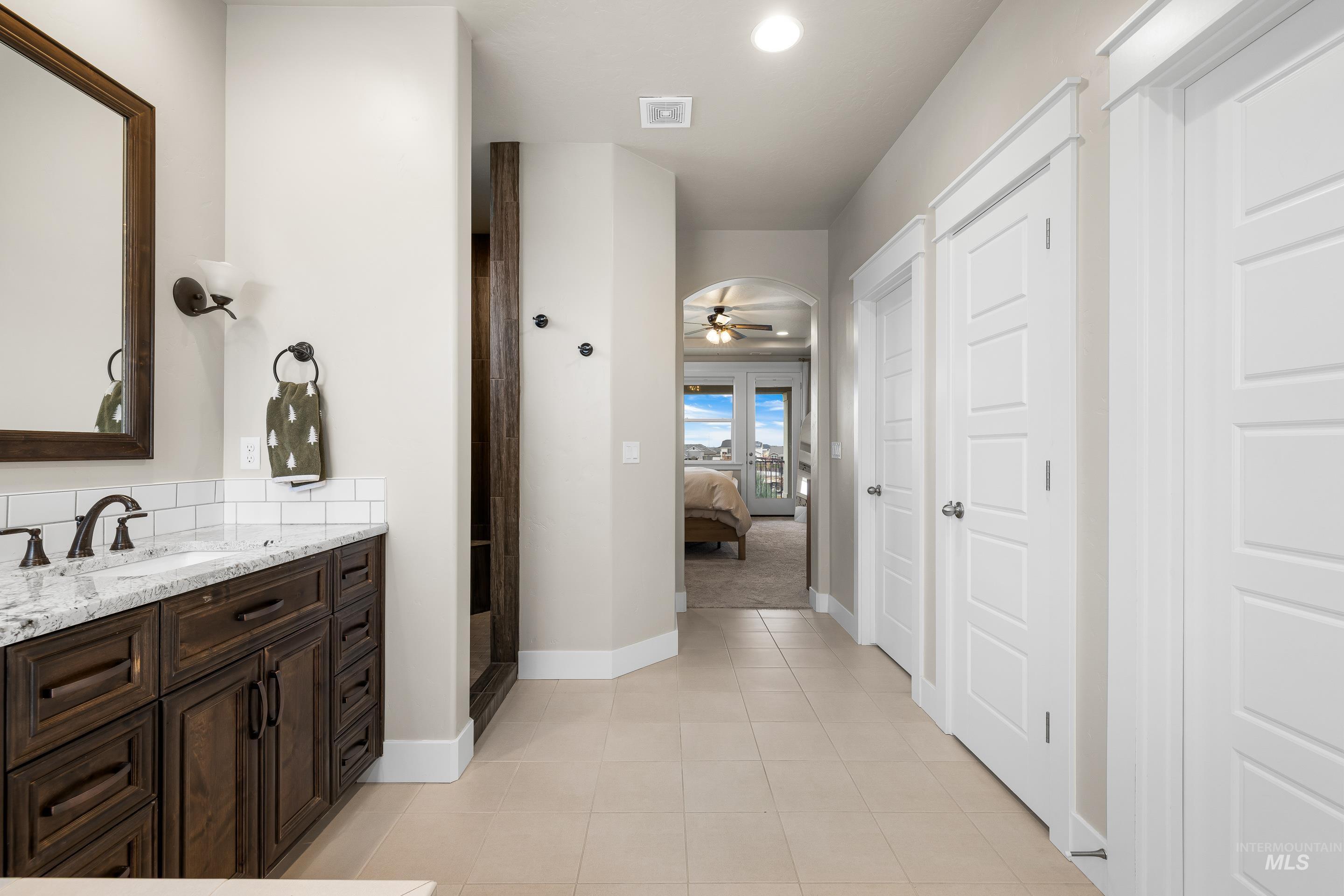 5525 W Philomena Dr, Meridian, Idaho 83646, 5 Bedrooms, 4 Bathrooms, Residential For Sale, Price $849,900, 98968094