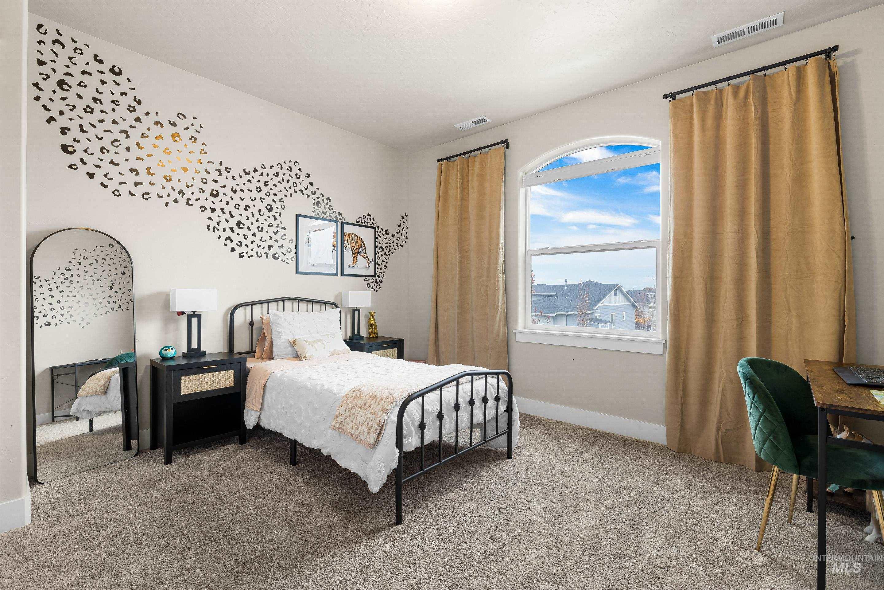 5525 W Philomena Dr, Meridian, Idaho 83646, 5 Bedrooms, 4 Bathrooms, Residential For Sale, Price $849,900, 98968094