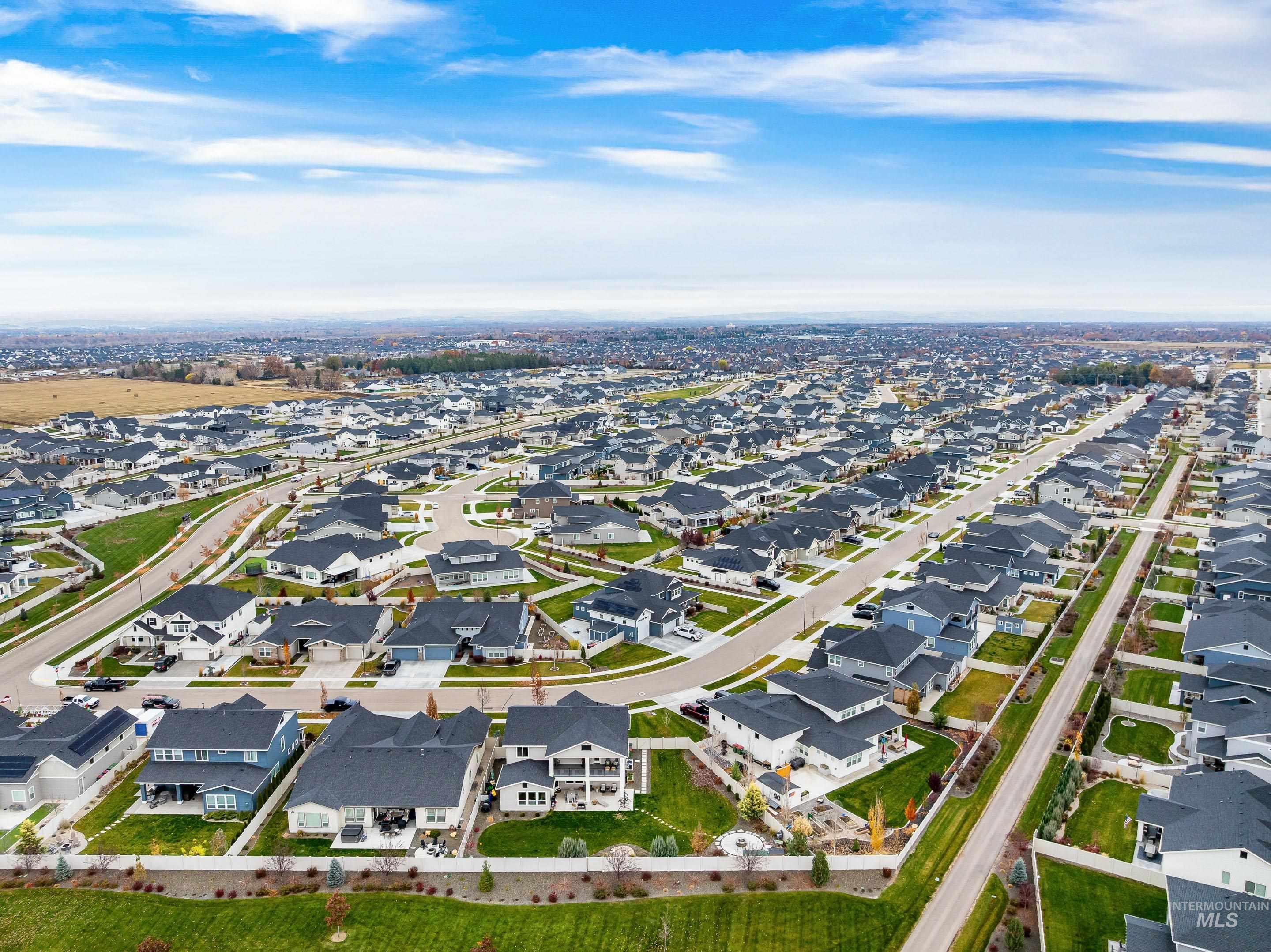 5525 W Philomena Dr, Meridian, Idaho 83646, 5 Bedrooms, 4 Bathrooms, Residential For Sale, Price $849,900, 98968094