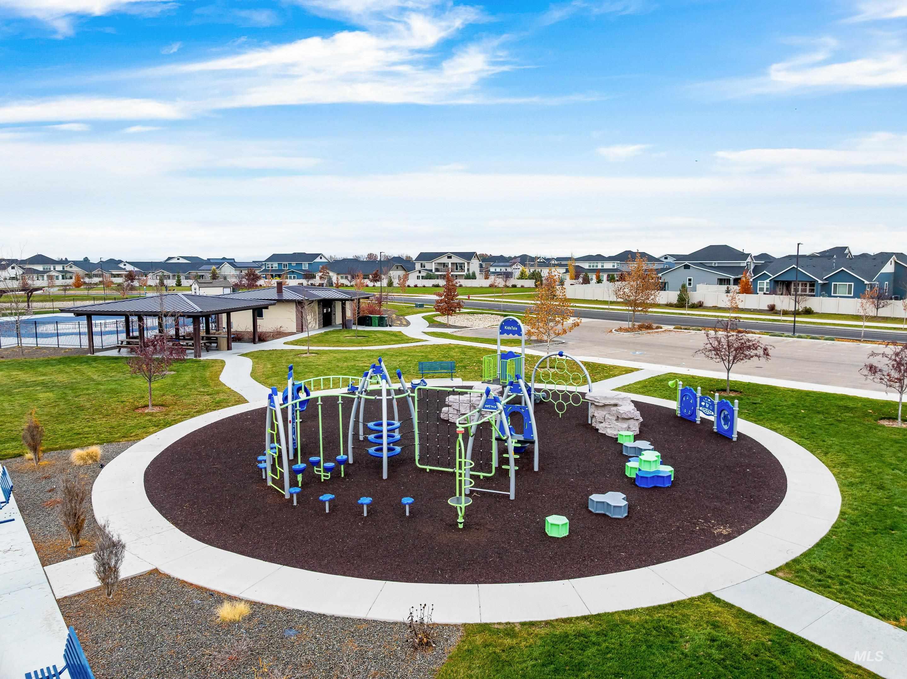 5525 W Philomena Dr, Meridian, Idaho 83646, 5 Bedrooms, 4 Bathrooms, Residential For Sale, Price $849,900, 98968094