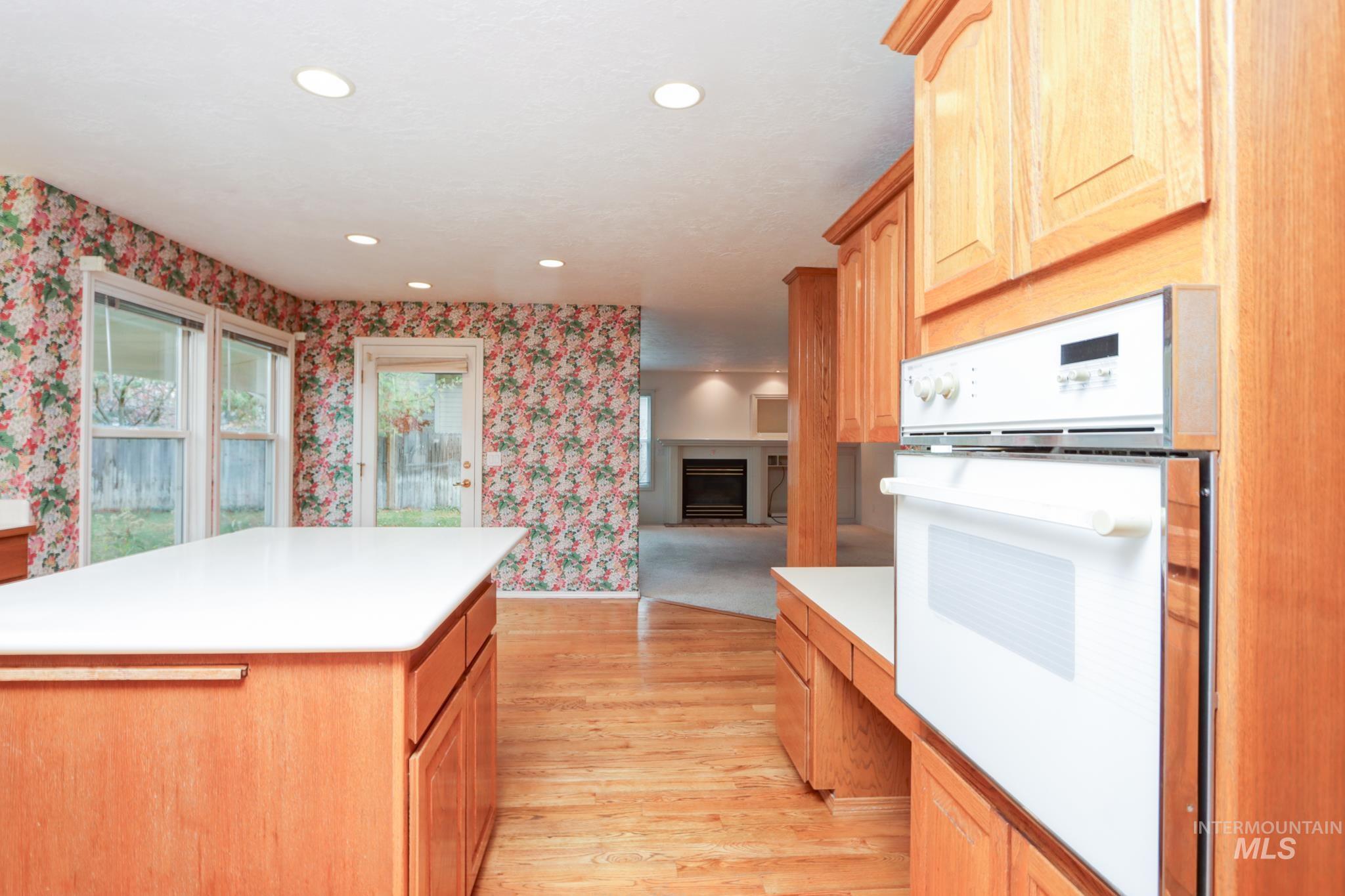 8037 W Innsbrook Ct, Boise, Idaho 83704, 3 Bedrooms, 2.5 Bathrooms, Residential For Sale, Price $699,000, 98968102