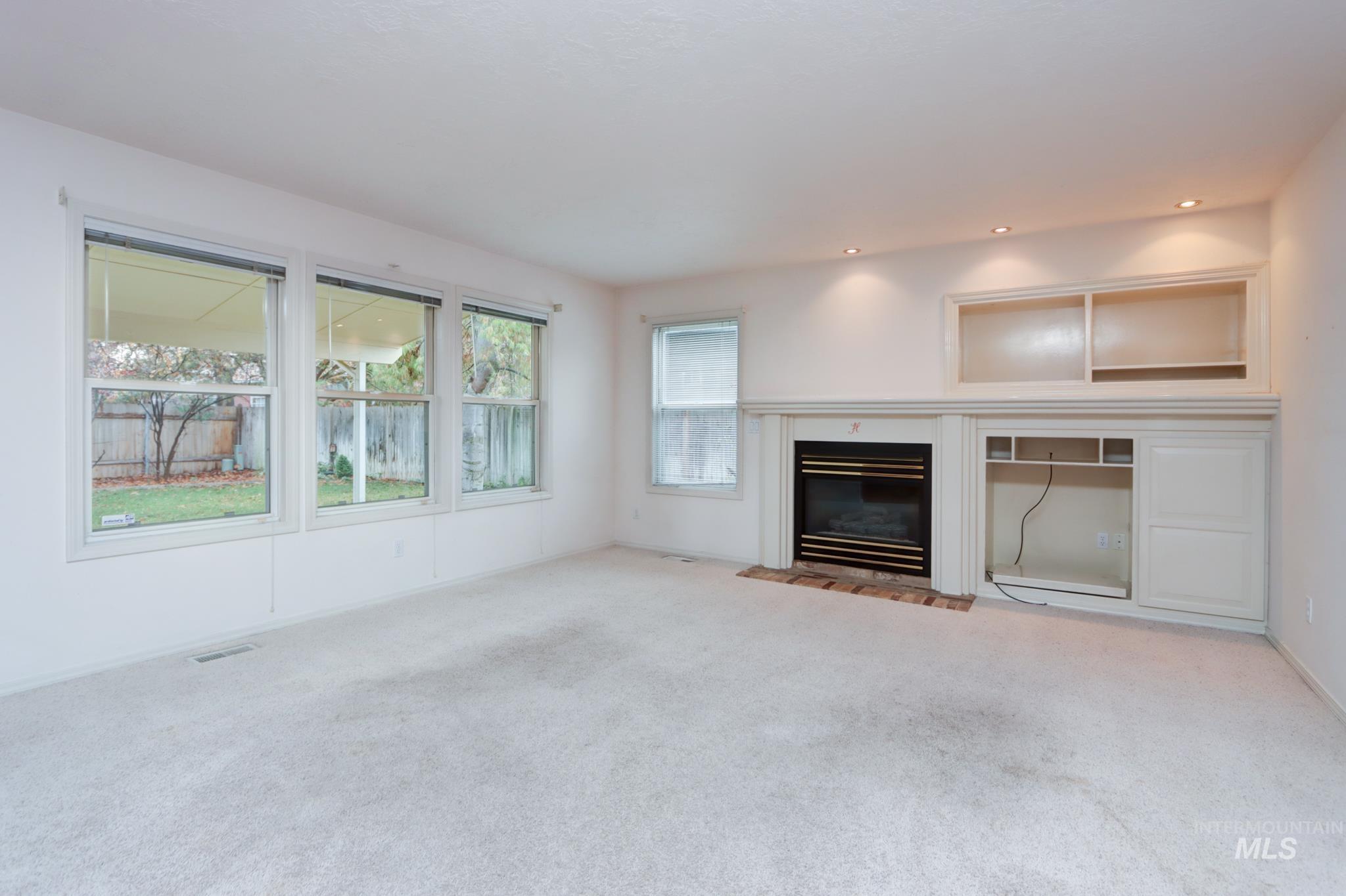 8037 W Innsbrook Ct, Boise, Idaho 83704, 3 Bedrooms, 2.5 Bathrooms, Residential For Sale, Price $699,000, 98968102