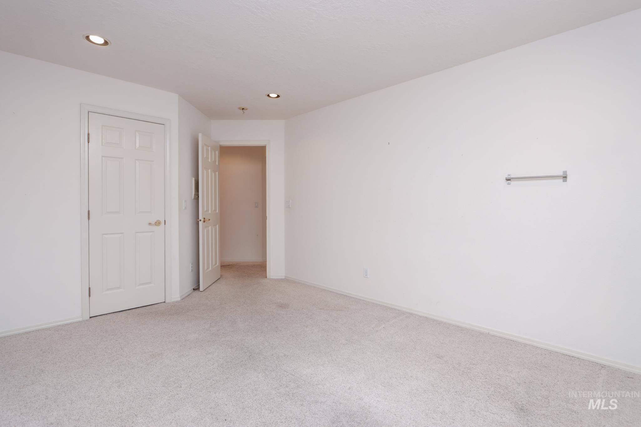 8037 W Innsbrook Ct, Boise, Idaho 83704, 3 Bedrooms, 2.5 Bathrooms, Residential For Sale, Price $699,000, 98968102