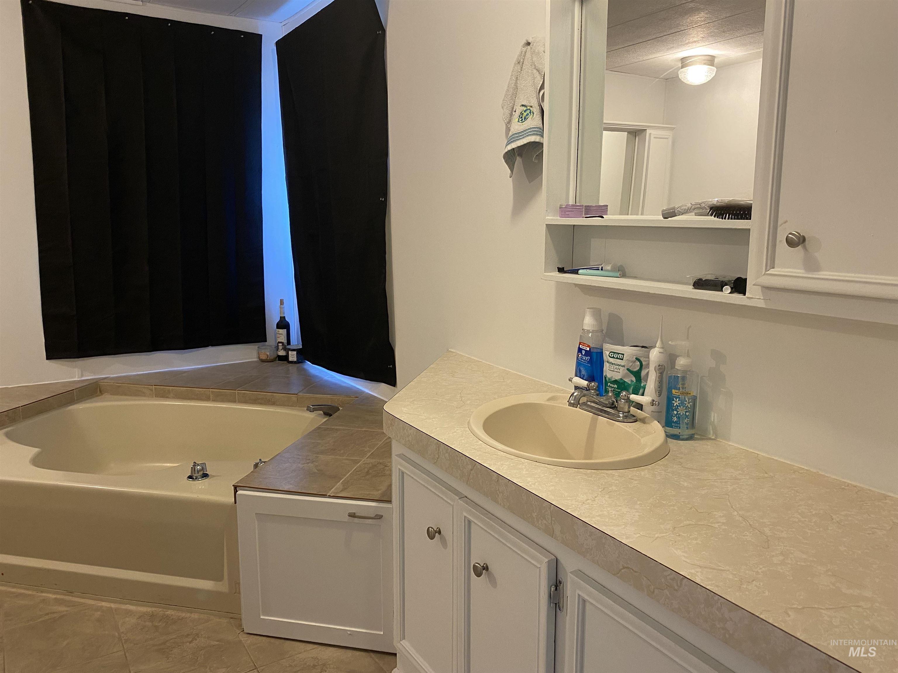 411 N Almon, Moscow, Idaho 83843, 3 Bedrooms, 2 Bathrooms, Residential For Sale, Price $105,000, 98968104