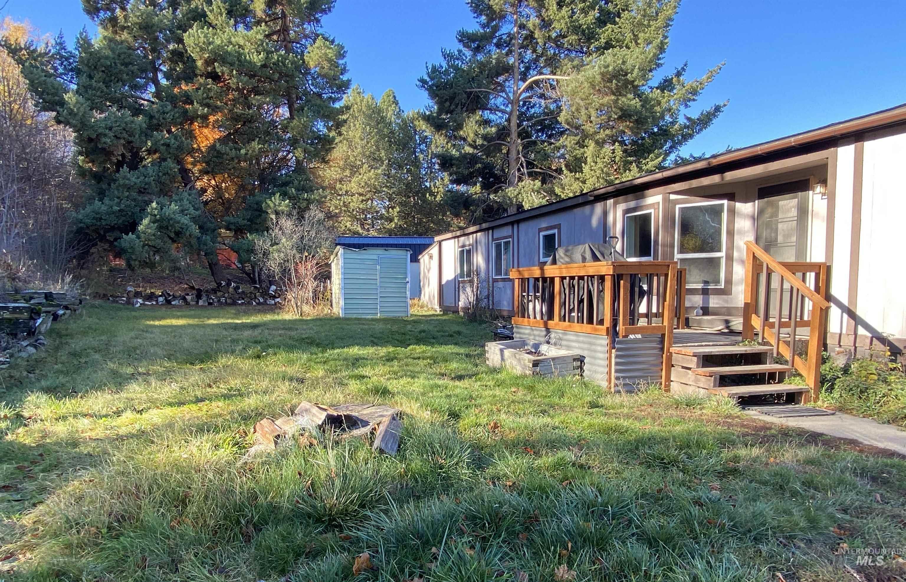 411 N Almon, Moscow, Idaho 83843, 3 Bedrooms, 2 Bathrooms, Residential For Sale, Price $105,000, 98968104