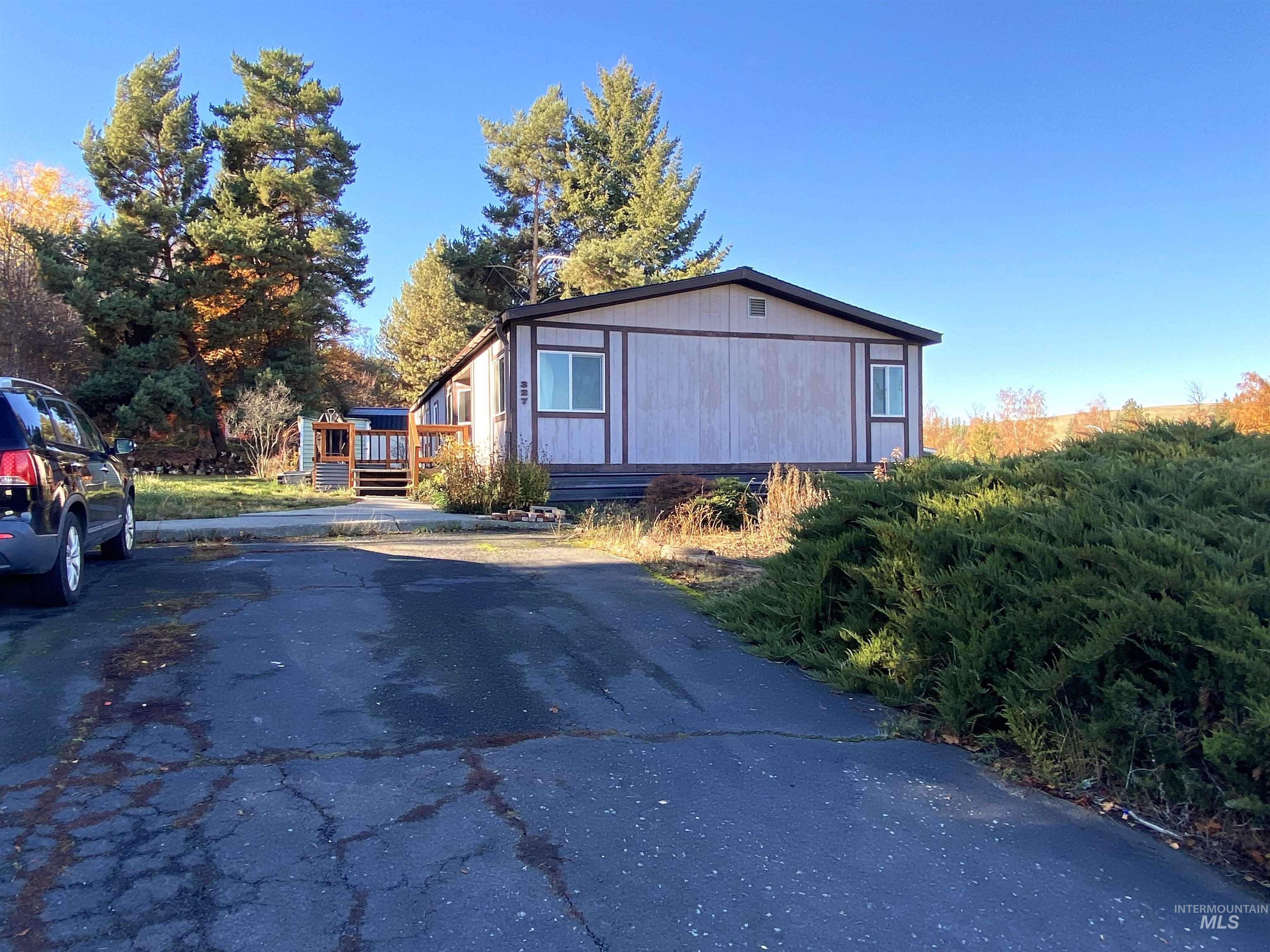 411 N Almon, Moscow, Idaho 83843, 3 Bedrooms, 2 Bathrooms, Residential For Sale, Price $105,000, 98968104