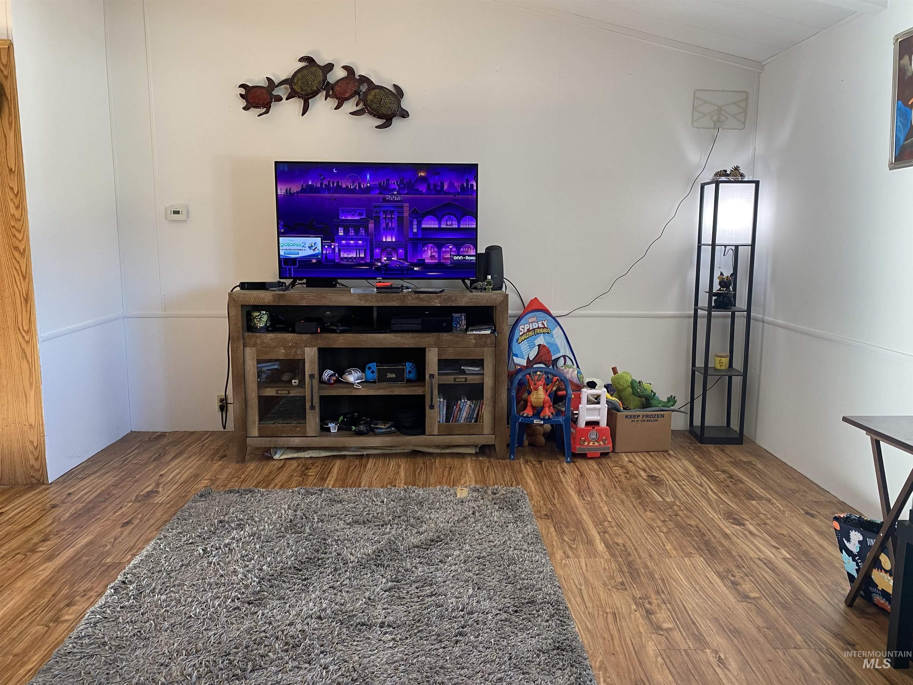 411 N Almon, Moscow, Idaho 83843, 3 Bedrooms, 2 Bathrooms, Residential For Sale, Price $105,000, 98968104