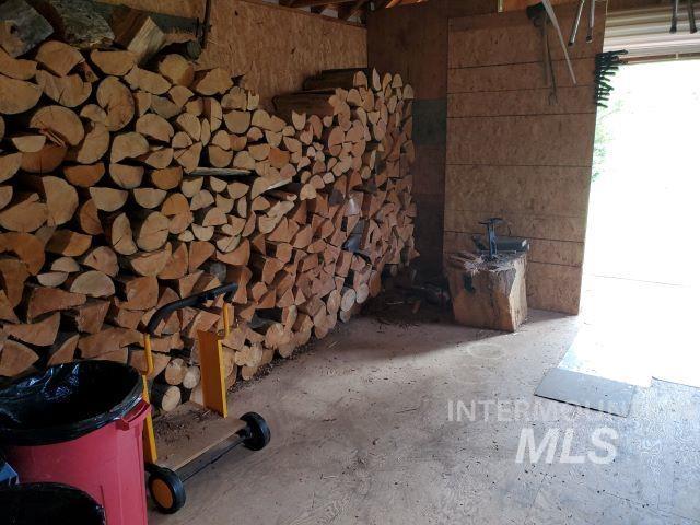 3460 American River Rd, Elk City, Idaho 83525, 3 Bedrooms, 2 Bathrooms, Residential For Sale, Price $525,000, 98968105