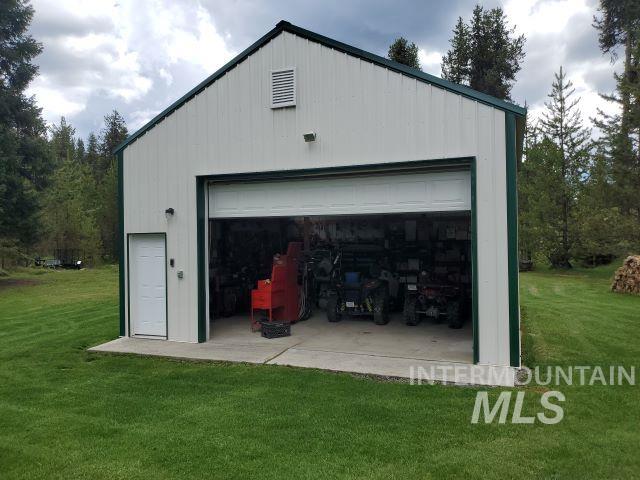 3460 American River Rd, Elk City, Idaho 83525, 3 Bedrooms, 2 Bathrooms, Residential For Sale, Price $525,000, 98968105