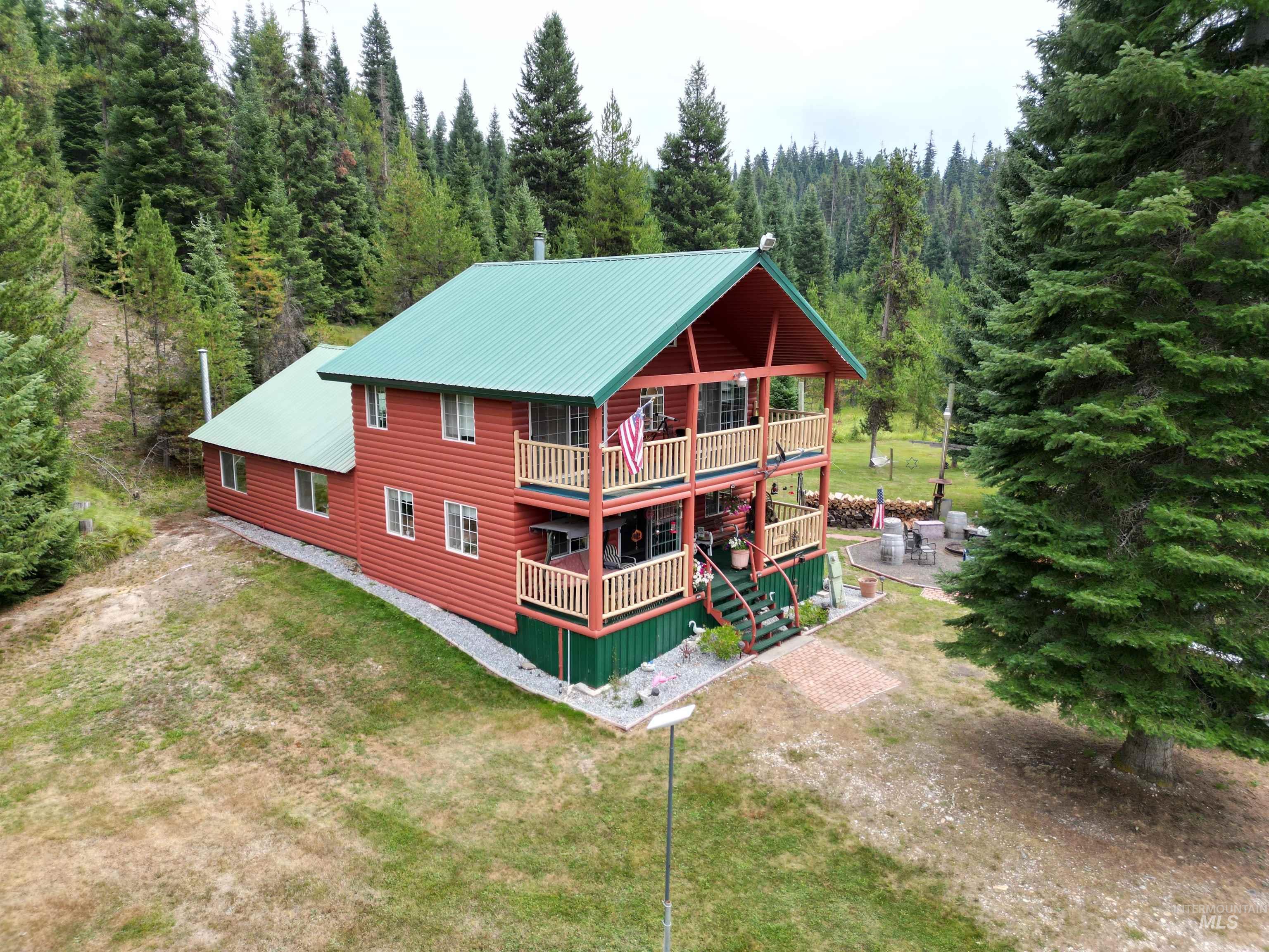 3460 American River Rd, Elk City, Idaho 83525, 3 Bedrooms, 2 Bathrooms, Residential For Sale, Price $525,000, 98968105