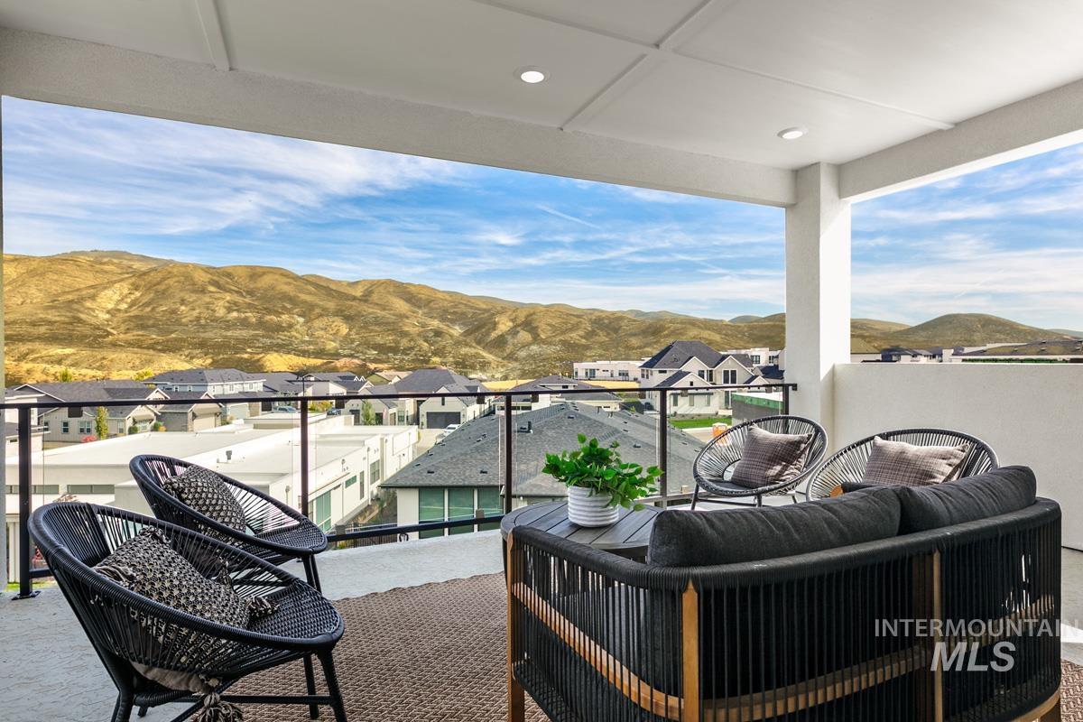 2528 S Linnet Place, Boise, Idaho 83716, 4 Bedrooms, 4 Bathrooms, Residential For Sale, Price $1,759,900, 98968109