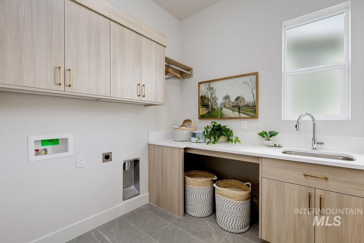 2528 S Linnet Place, Boise, Idaho 83716, 4 Bedrooms, 4 Bathrooms, Residential For Sale, Price $1,759,900, 98968109