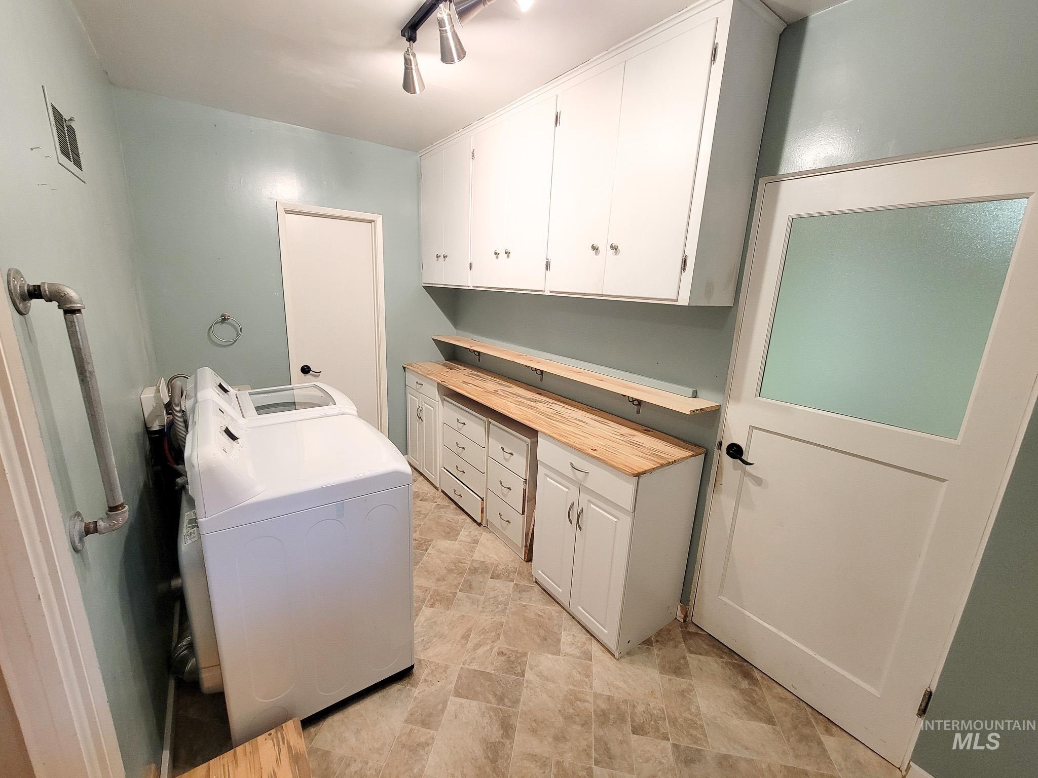 618 Highland, Clarkston, Idaho 99403, 3 Bedrooms, 2 Bathrooms, Residential For Sale, Price $399,900, 98968117