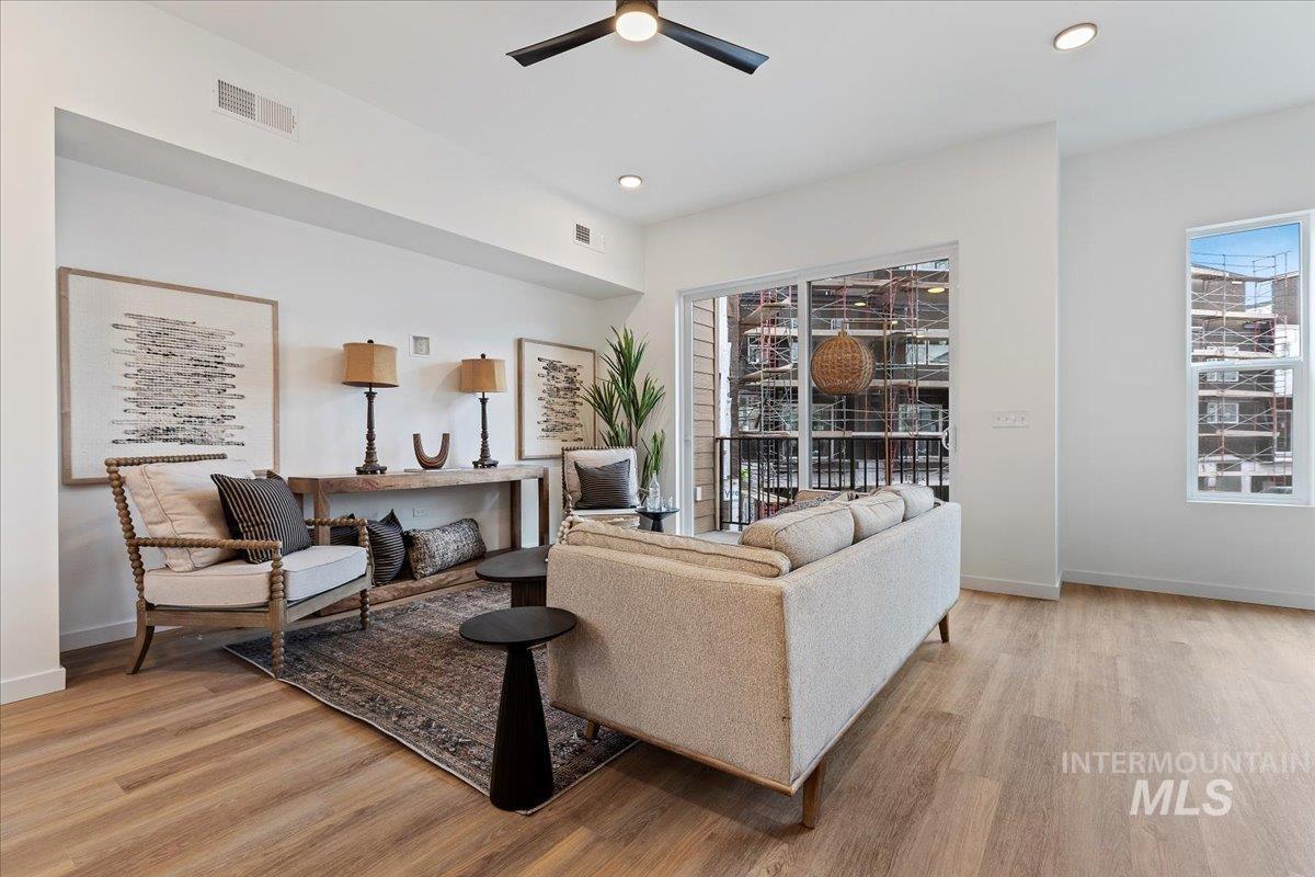 2043 S Makar Ln, Boise, Idaho 83706, 3 Bedrooms, 3.5 Bathrooms, Residential For Sale, Price $795,000, 98968120