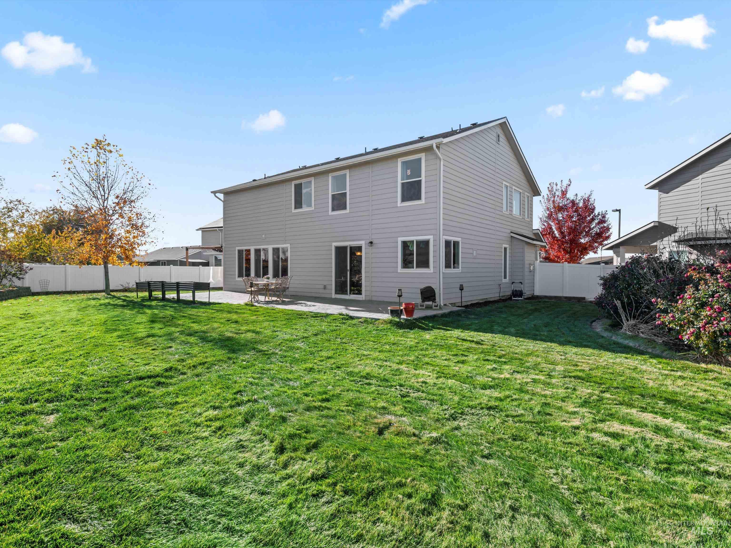 1110 S Kalahari Ave., Kuna, Idaho 83634, 4 Bedrooms, 2.5 Bathrooms, Residential For Sale, Price $479,990, 98968122