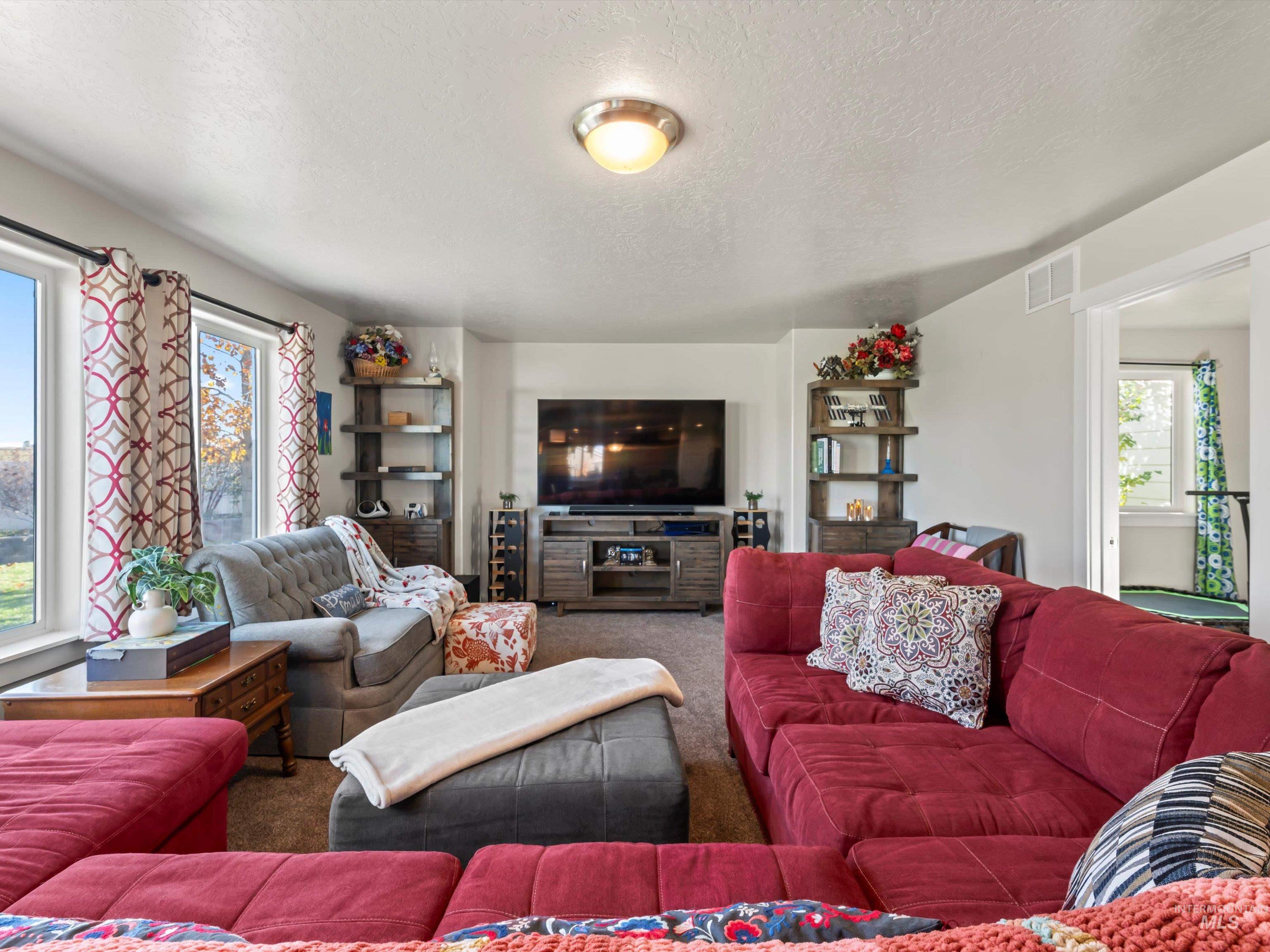 1110 S Kalahari Ave., Kuna, Idaho 83634, 4 Bedrooms, 2.5 Bathrooms, Residential For Sale, Price $479,990, 98968122