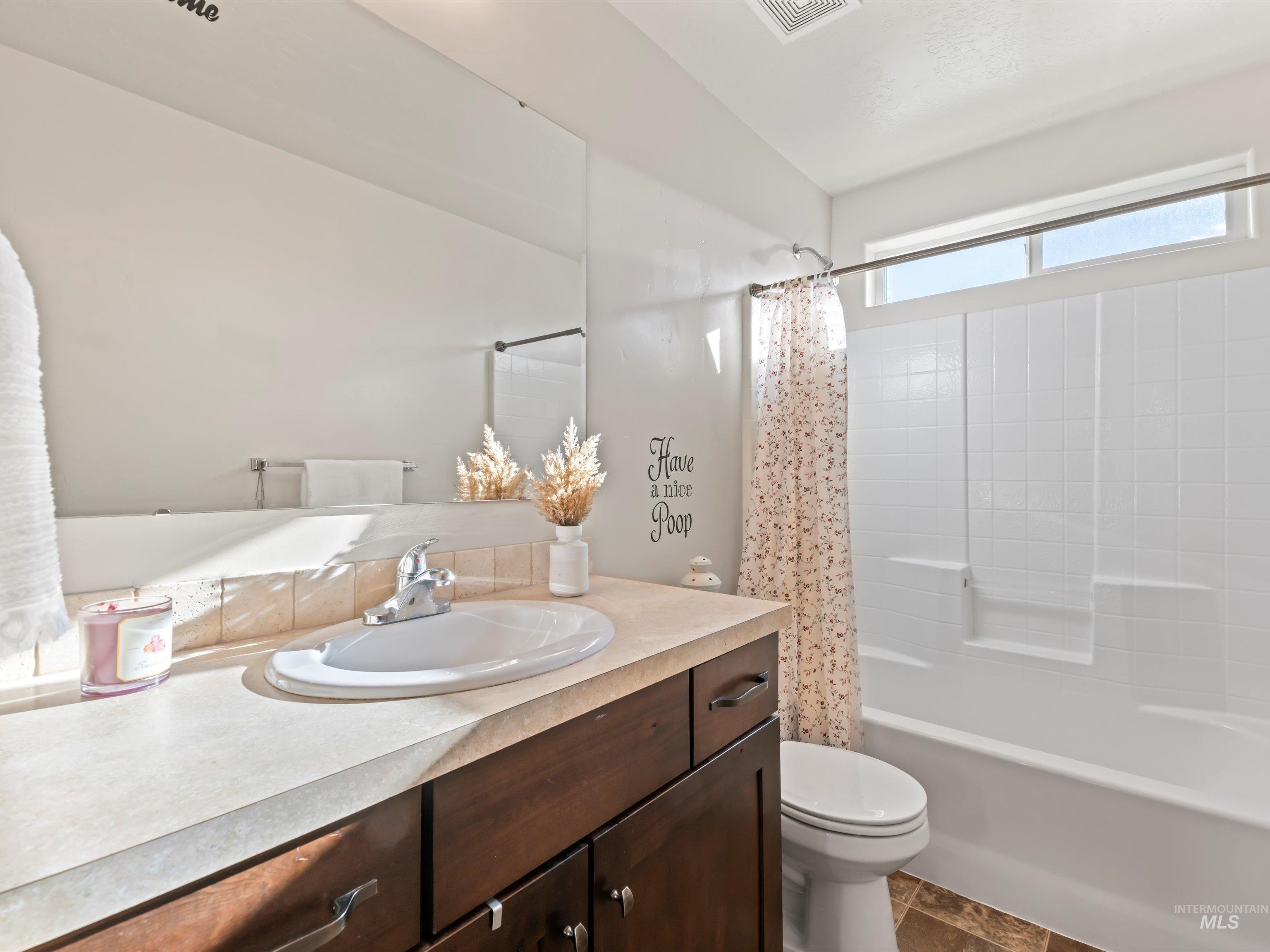 1110 S Kalahari Ave., Kuna, Idaho 83634, 4 Bedrooms, 2.5 Bathrooms, Residential For Sale, Price $479,990, 98968122