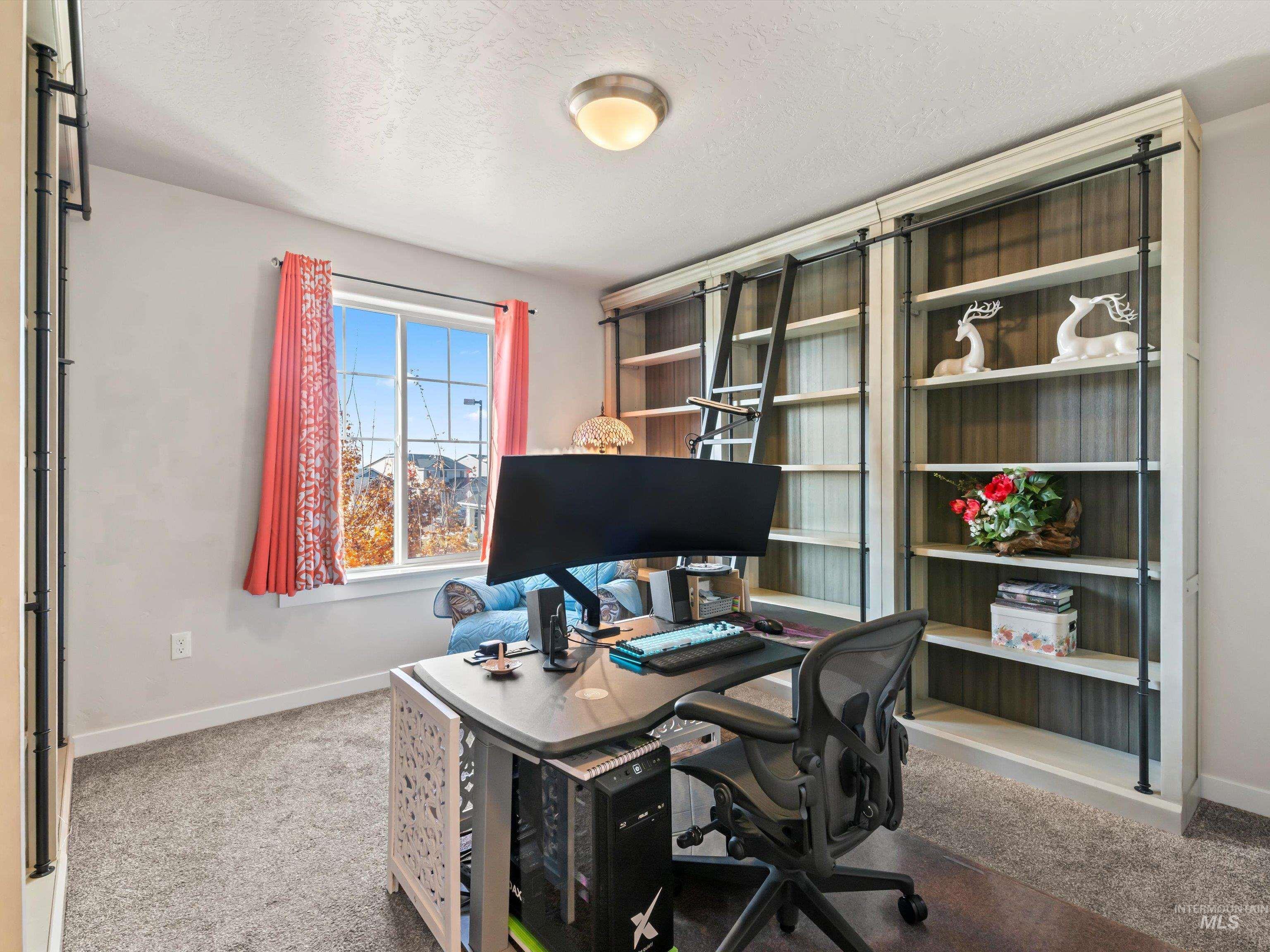 1110 S Kalahari Ave., Kuna, Idaho 83634, 4 Bedrooms, 2.5 Bathrooms, Residential For Sale, Price $479,990, 98968122