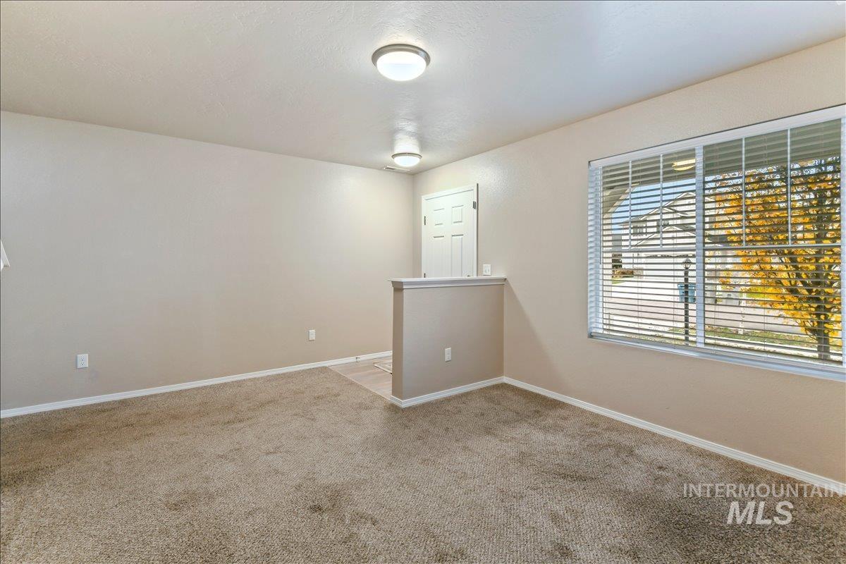 4441 E Stone Falls, Nampa, Idaho 83686, 4 Bedrooms, 2.5 Bathrooms, Residential For Sale, Price $469,900, 98968123