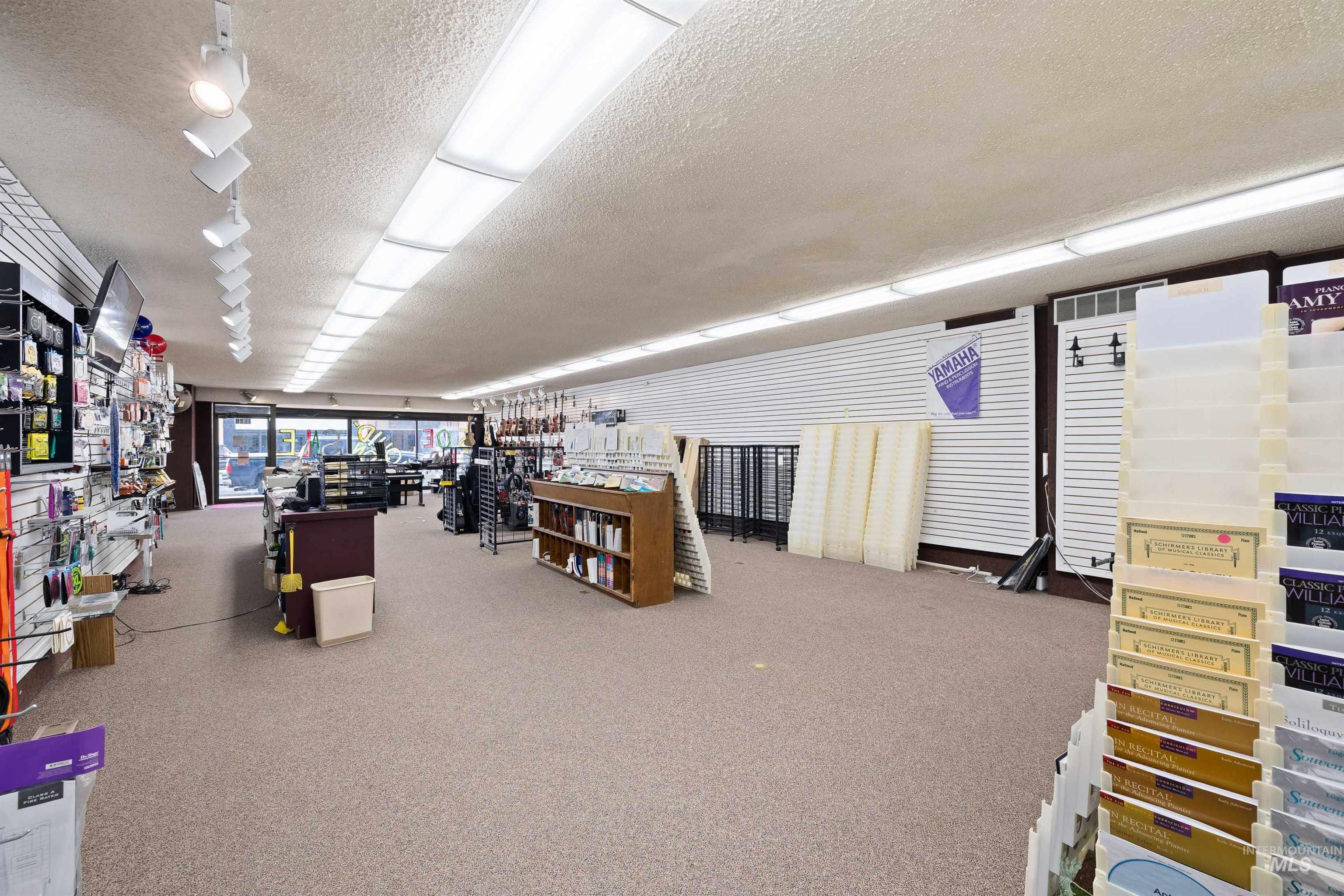 1328 Overland Ave, Burley, Idaho 83318, Business/Commercial For Sale, Price $460,000, 98968128