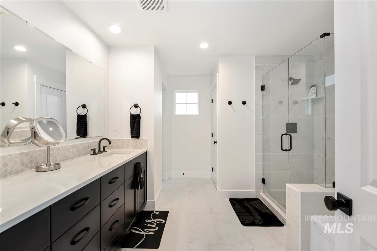 11650 W Vin Santo Dr, Nampa, Idaho 83686, 5 Bedrooms, 3.5 Bathrooms, Residential For Sale, Price $567,777, 98968149