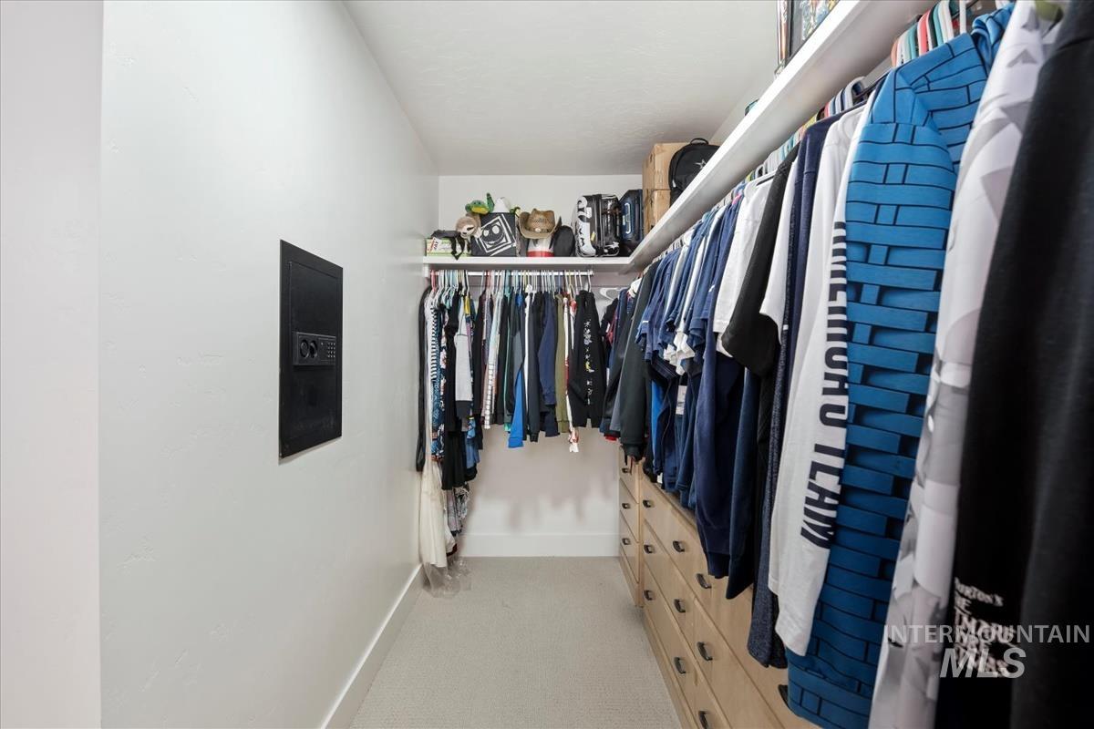 11650 W Vin Santo Dr, Nampa, Idaho 83686, 5 Bedrooms, 3.5 Bathrooms, Residential For Sale, Price $567,777, 98968149