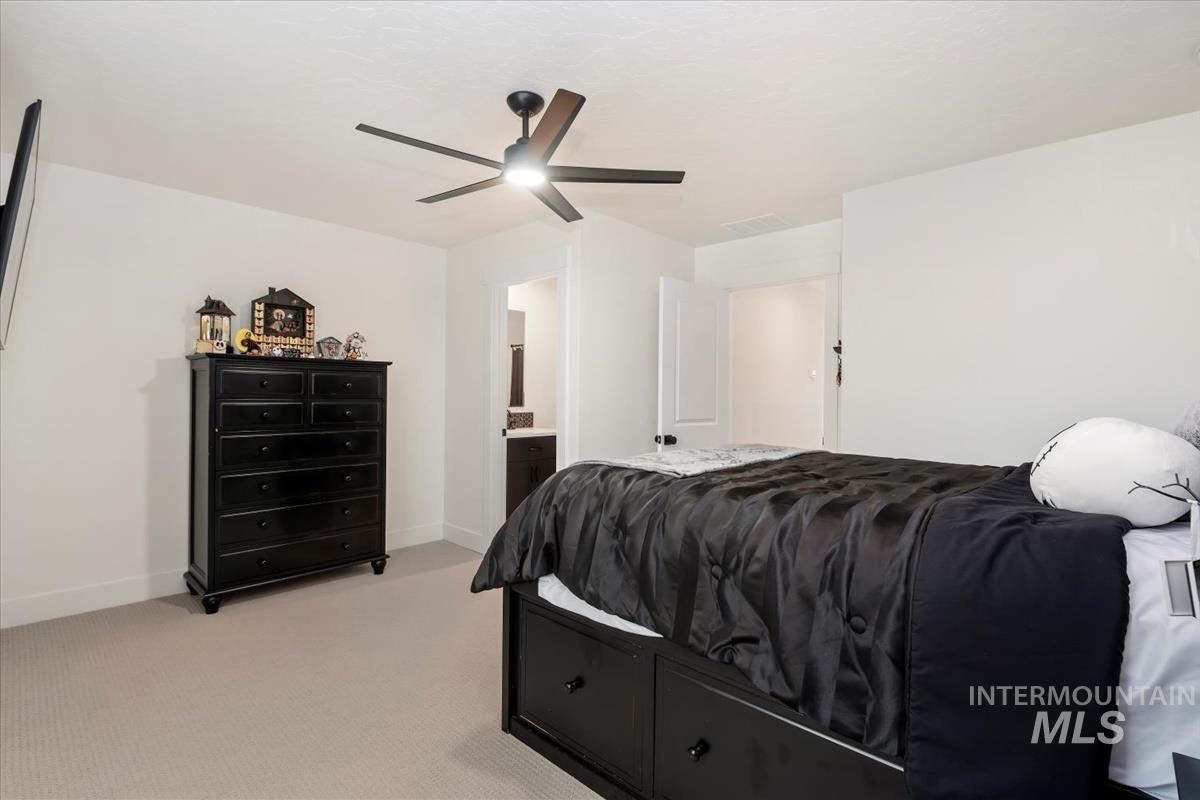 11650 W Vin Santo Dr, Nampa, Idaho 83686, 5 Bedrooms, 3.5 Bathrooms, Residential For Sale, Price $567,777, 98968149