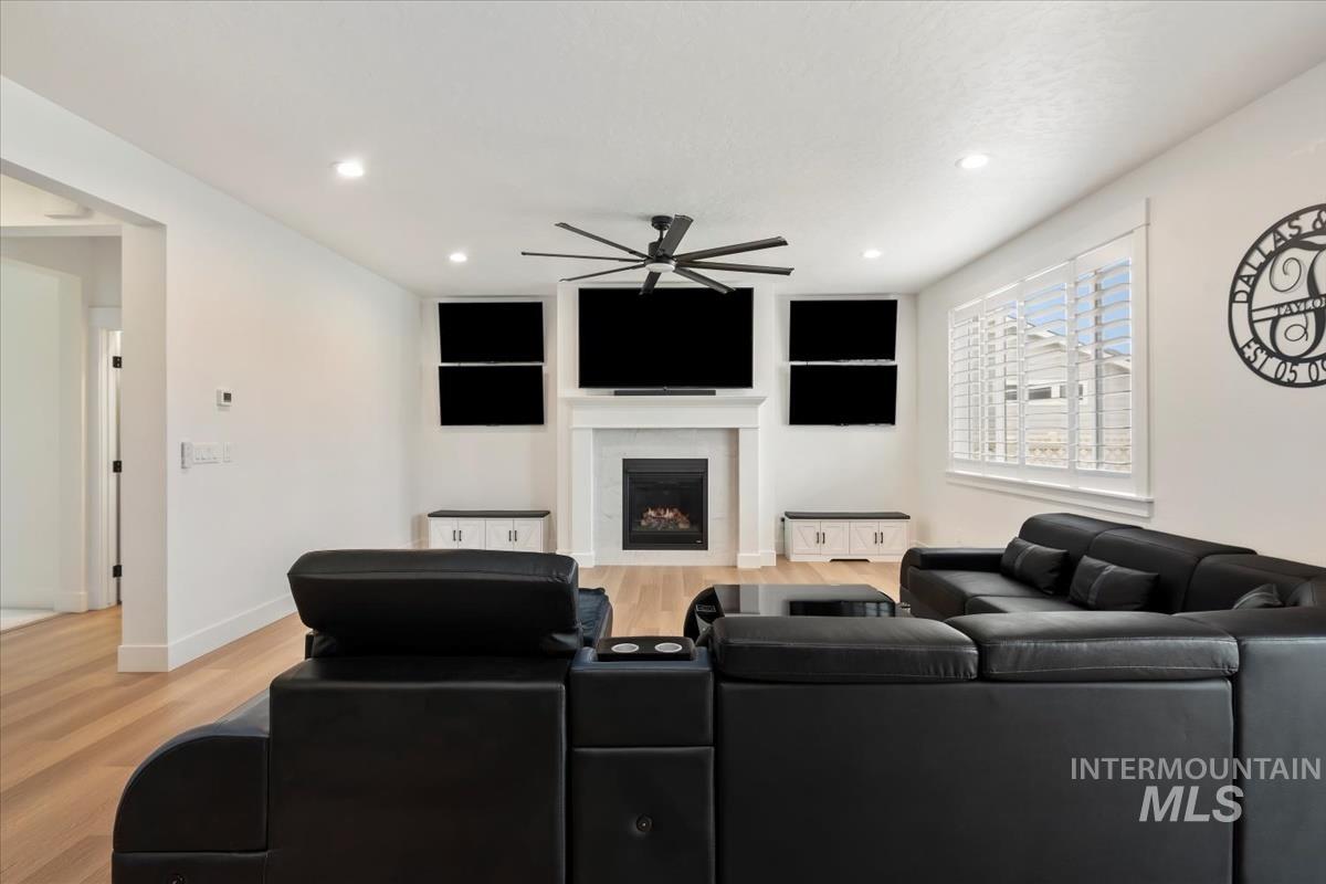 11650 W Vin Santo Dr, Nampa, Idaho 83686, 5 Bedrooms, 3.5 Bathrooms, Residential For Sale, Price $567,777, 98968149