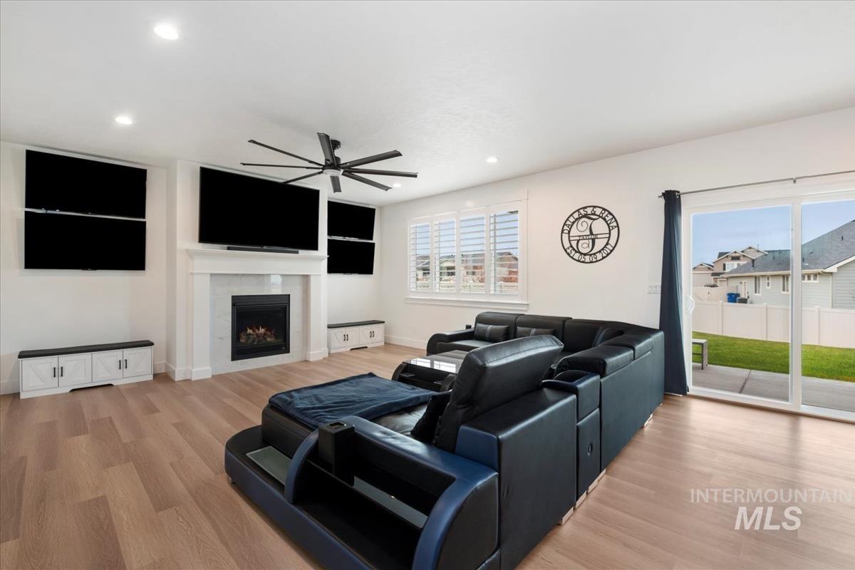 11650 W Vin Santo Dr, Nampa, Idaho 83686, 5 Bedrooms, 3.5 Bathrooms, Residential For Sale, Price $567,777, 98968149