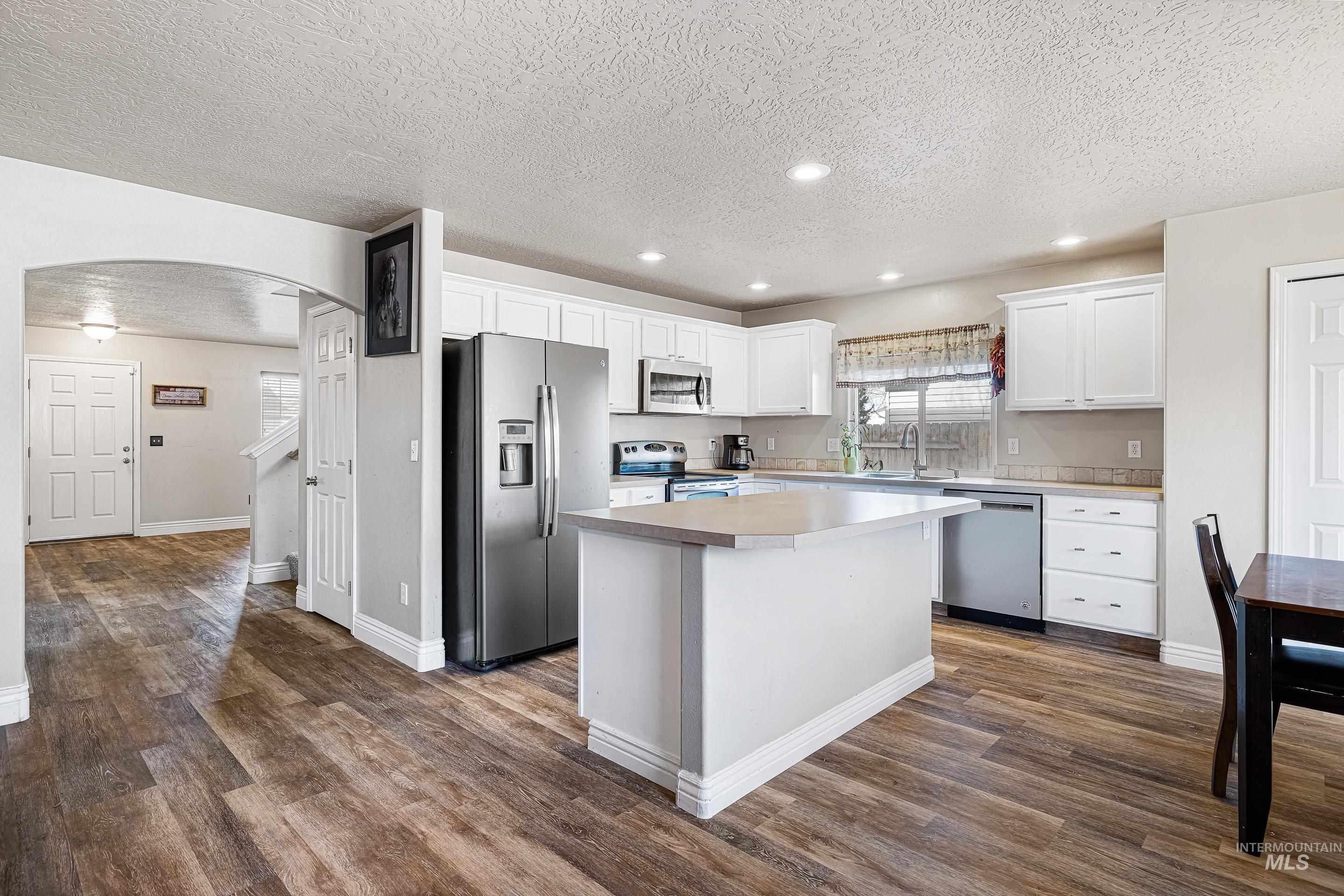 10936 W Spring River St, Boise, Idaho 83709-5677, 4 Bedrooms, 2.5 Bathrooms, Residential For Sale, Price $519,900, 98968198