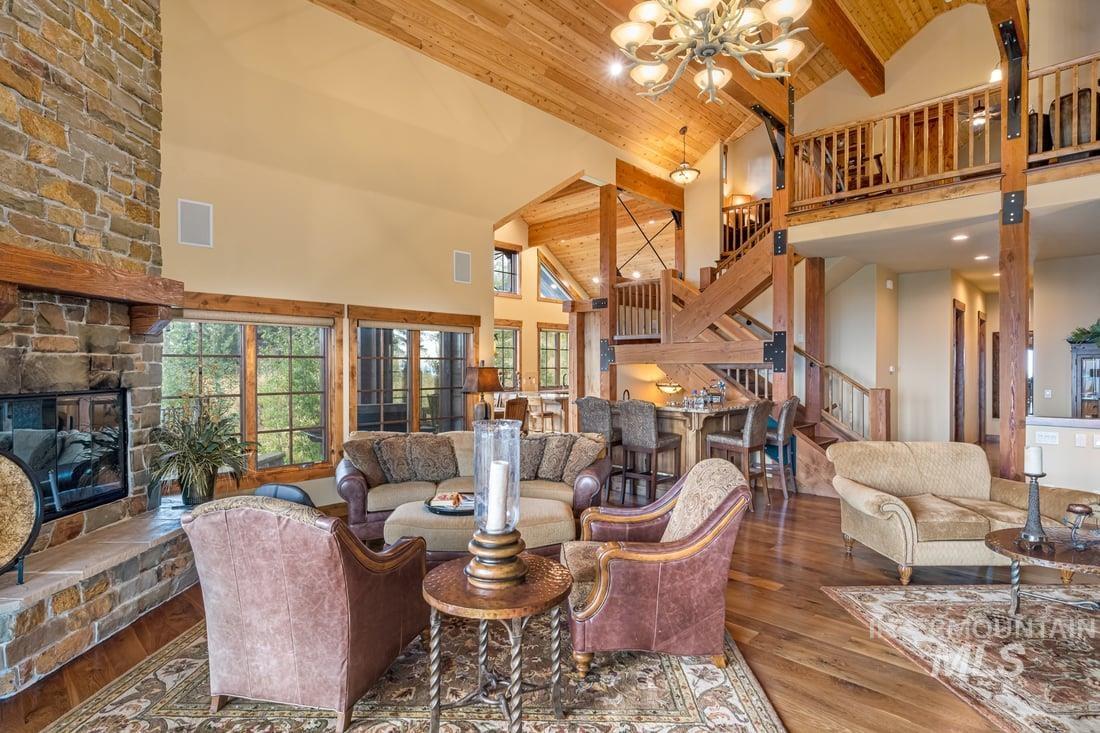 516 Whitewater Dr, Donnelly, Idaho 83615, 5 Bedrooms, 3 Bathrooms, Residential For Sale, Price $2,995,000, 98968203