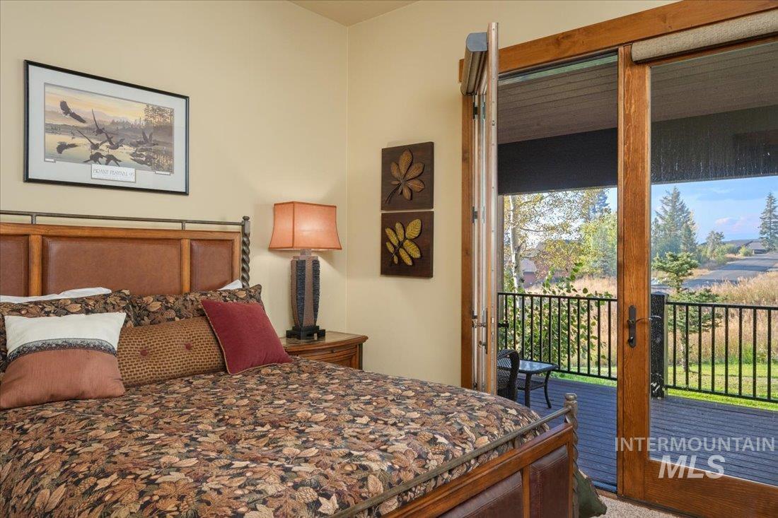 516 Whitewater Dr, Donnelly, Idaho 83615, 5 Bedrooms, 3 Bathrooms, Residential For Sale, Price $2,995,000, 98968203